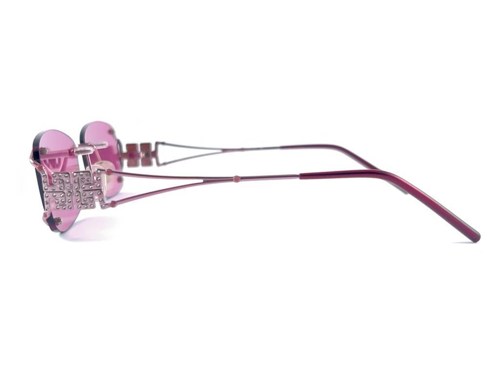 Vintage Versace Rimless Metallic Pink Frame Sunglasses 1990's Made in Italy For Sale 1
