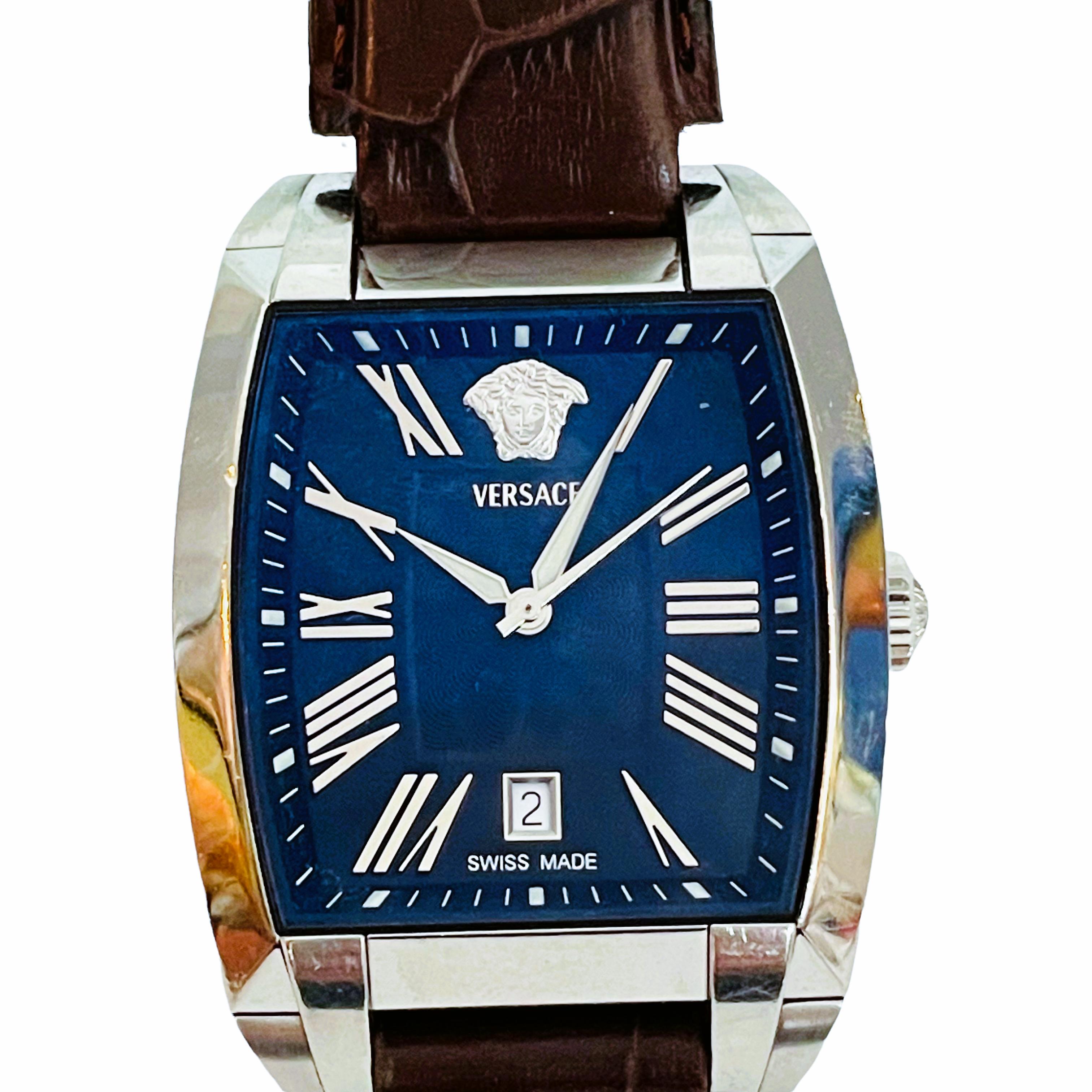 Vintage Versace Tonneau Automatic Men's Watch WLA99 1 3/8in Blue & Black Face 3