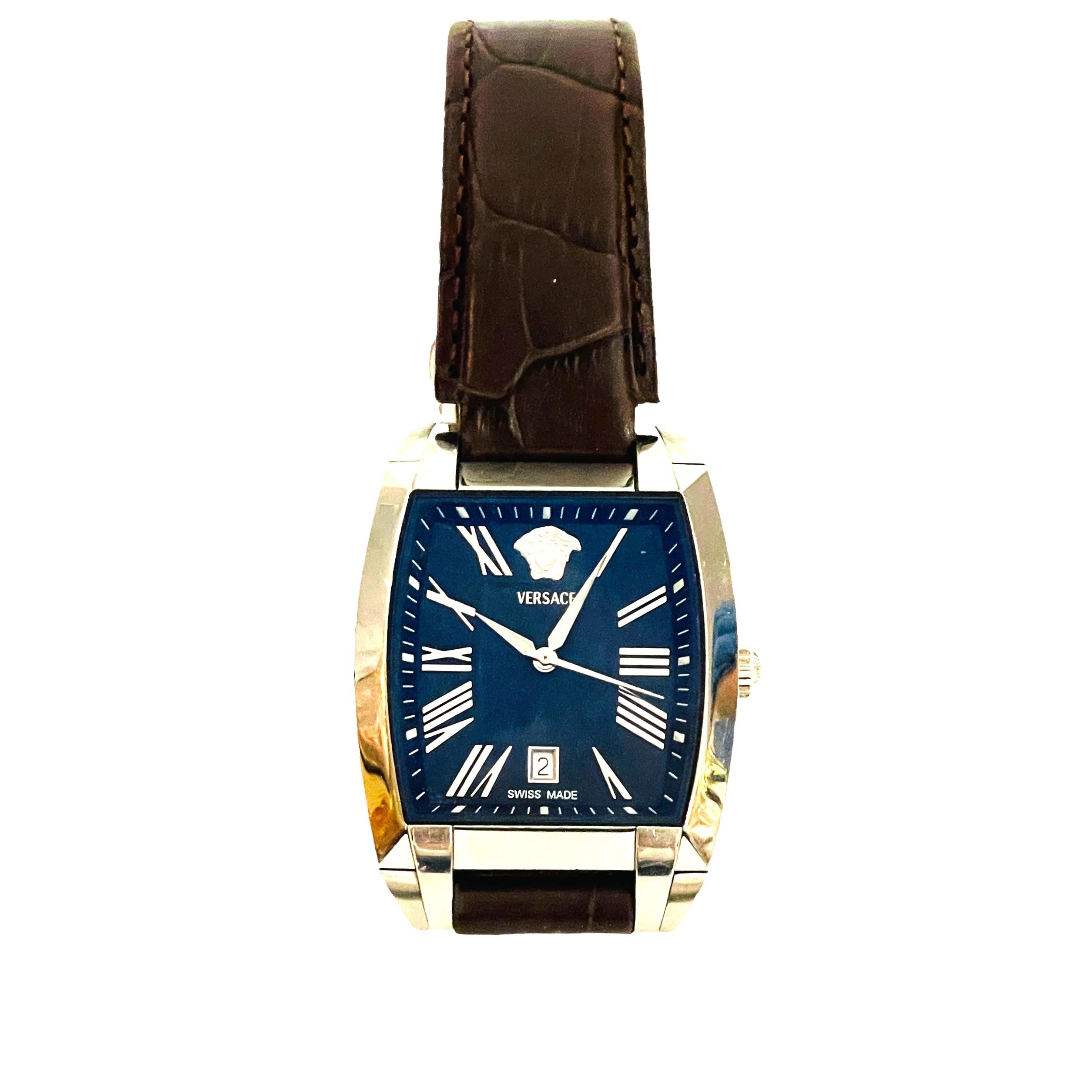 Vintage Versace Tonneau Automatic Men's Watch WLA99 1 3/8in Blue & Black Face 4
