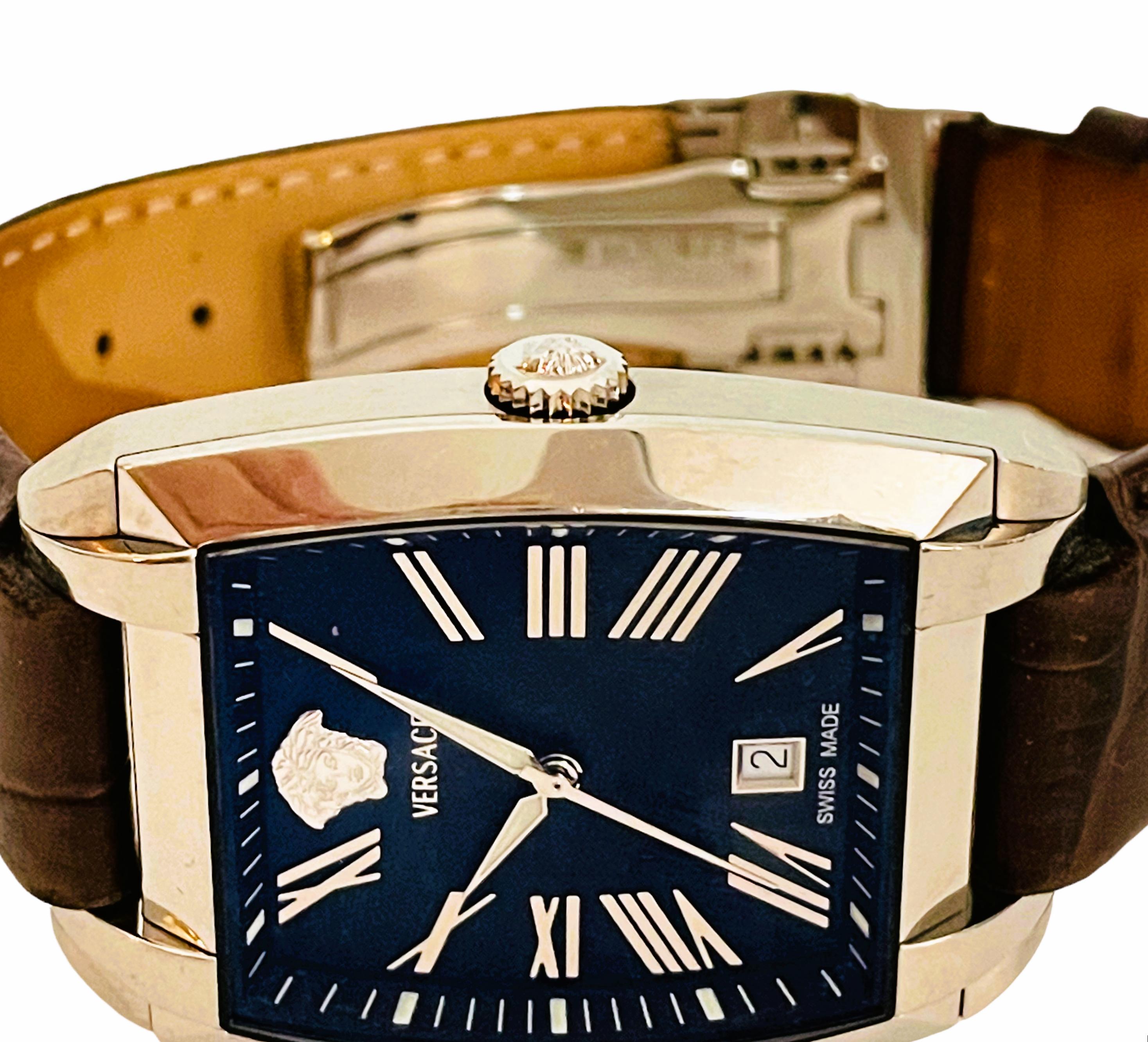 Vintage Versace Tonneau Automatic Men's Watch WLA99 1 3/8in Blue & Black Face 5