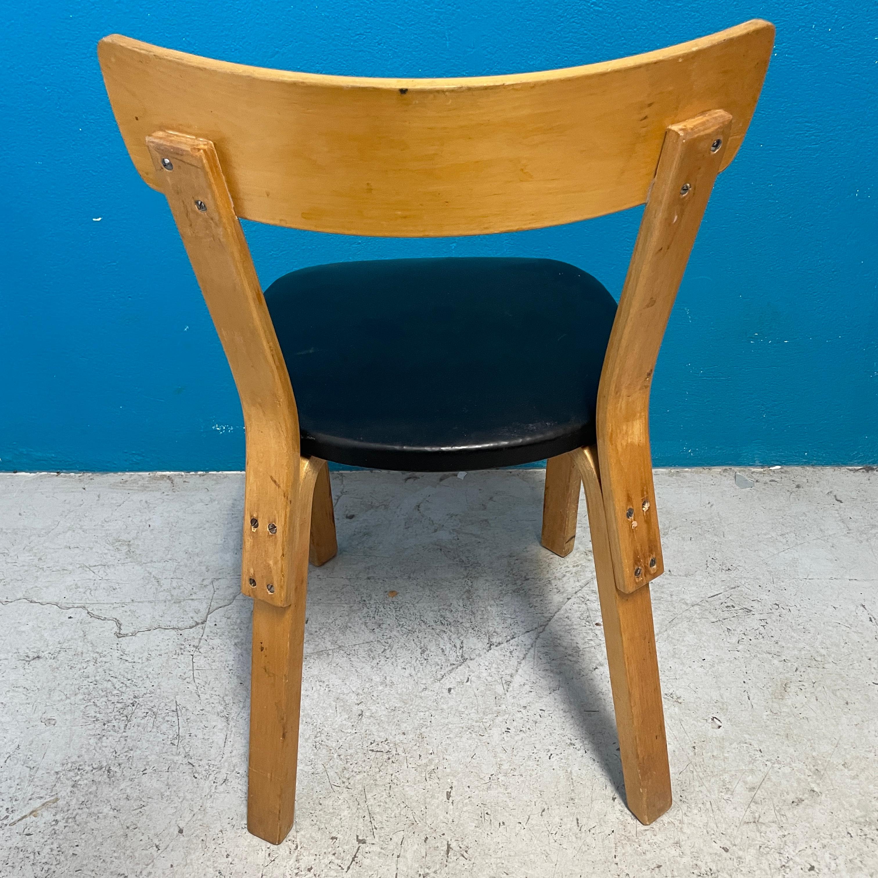 Vintage Version of Chair model by Alvar Aalto, Finland In Good Condition In Turku, FI