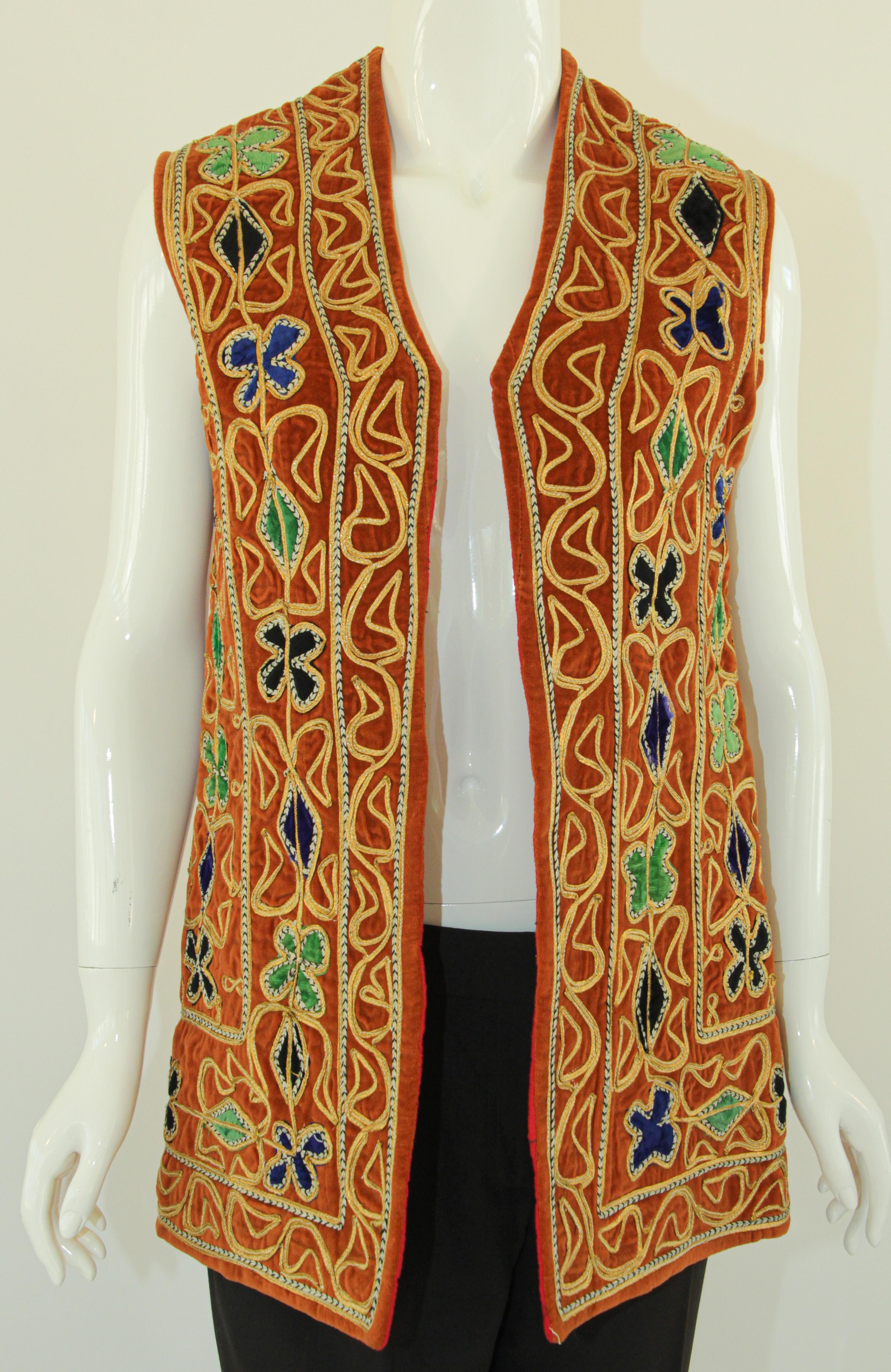 Vintage Vest Velvet Embroidered Asian Ethnic Boho Chic Jacket 1970's For Sale 13