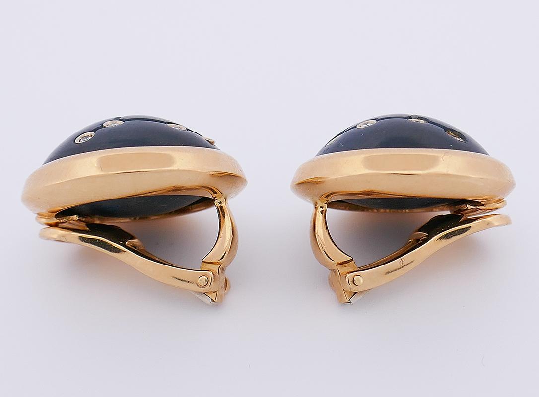 Vintage Vhernier Earrings 18k Gold Diamond Black Onyx Astrological Estate In Good Condition In Beverly Hills, CA