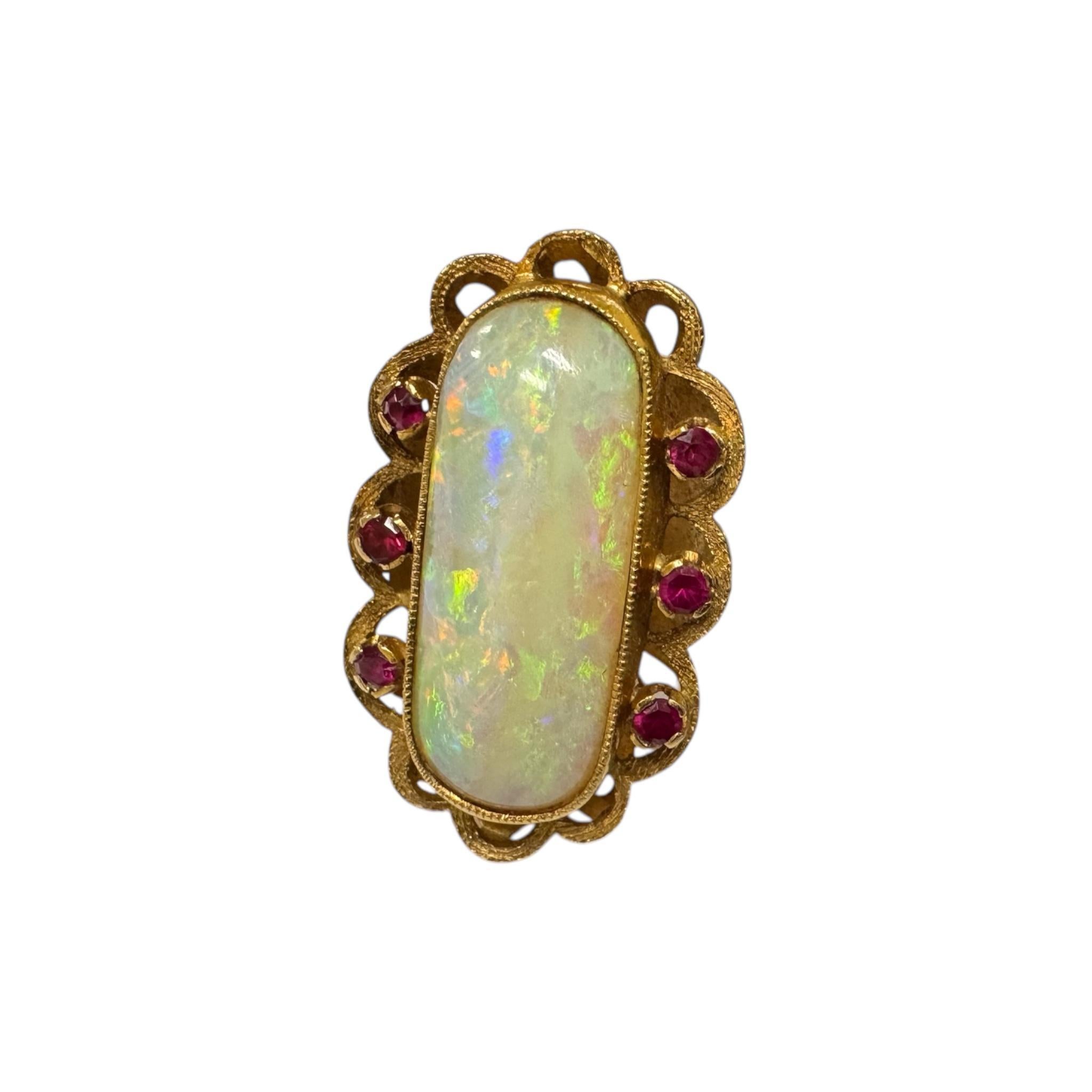 Vintage Vibrant Opal & Ruby Cocktail Ring 18K Yellow Gold For Sale 1