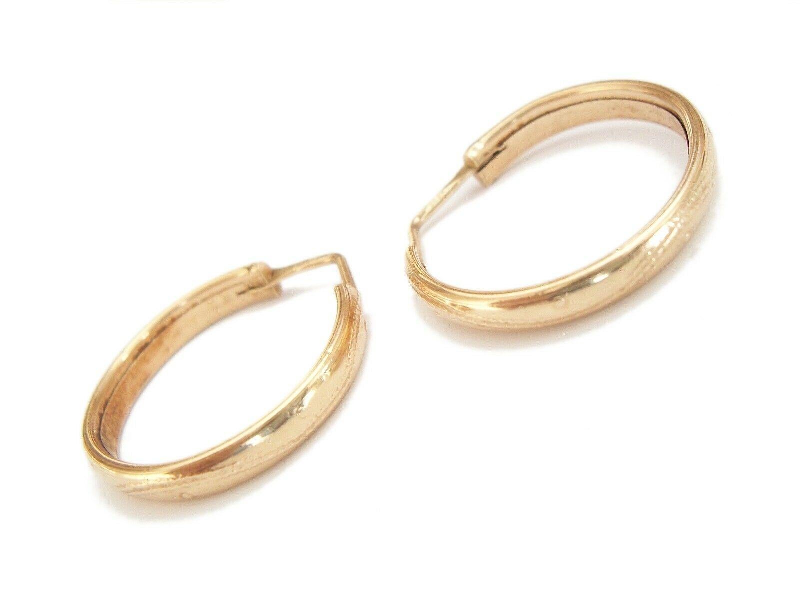 vintage 14k gold hoop earrings