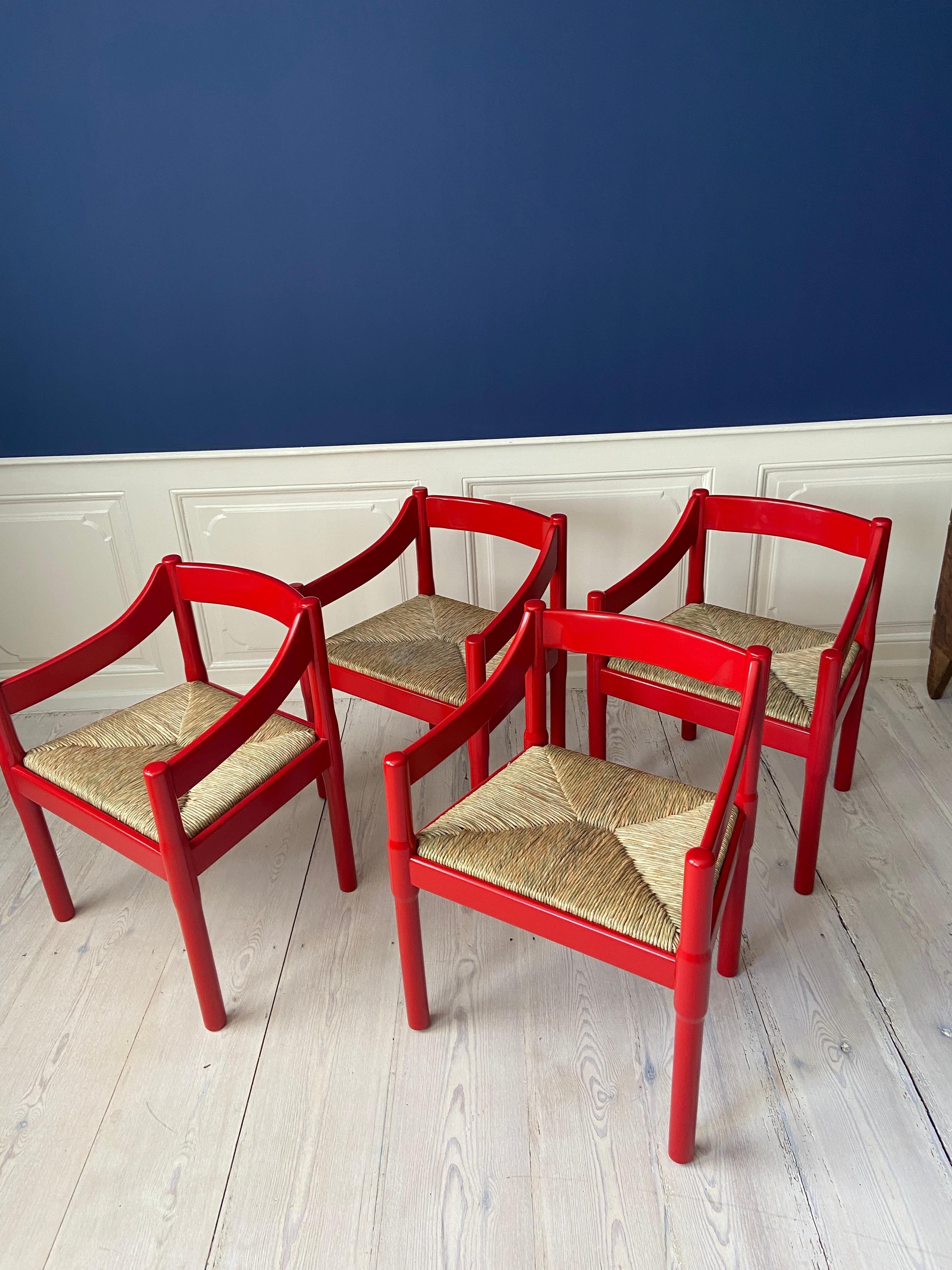 Italian Vintage Vico Magistretti Carimate Dining Chairs in Red Painted Wood, Italy, 1959