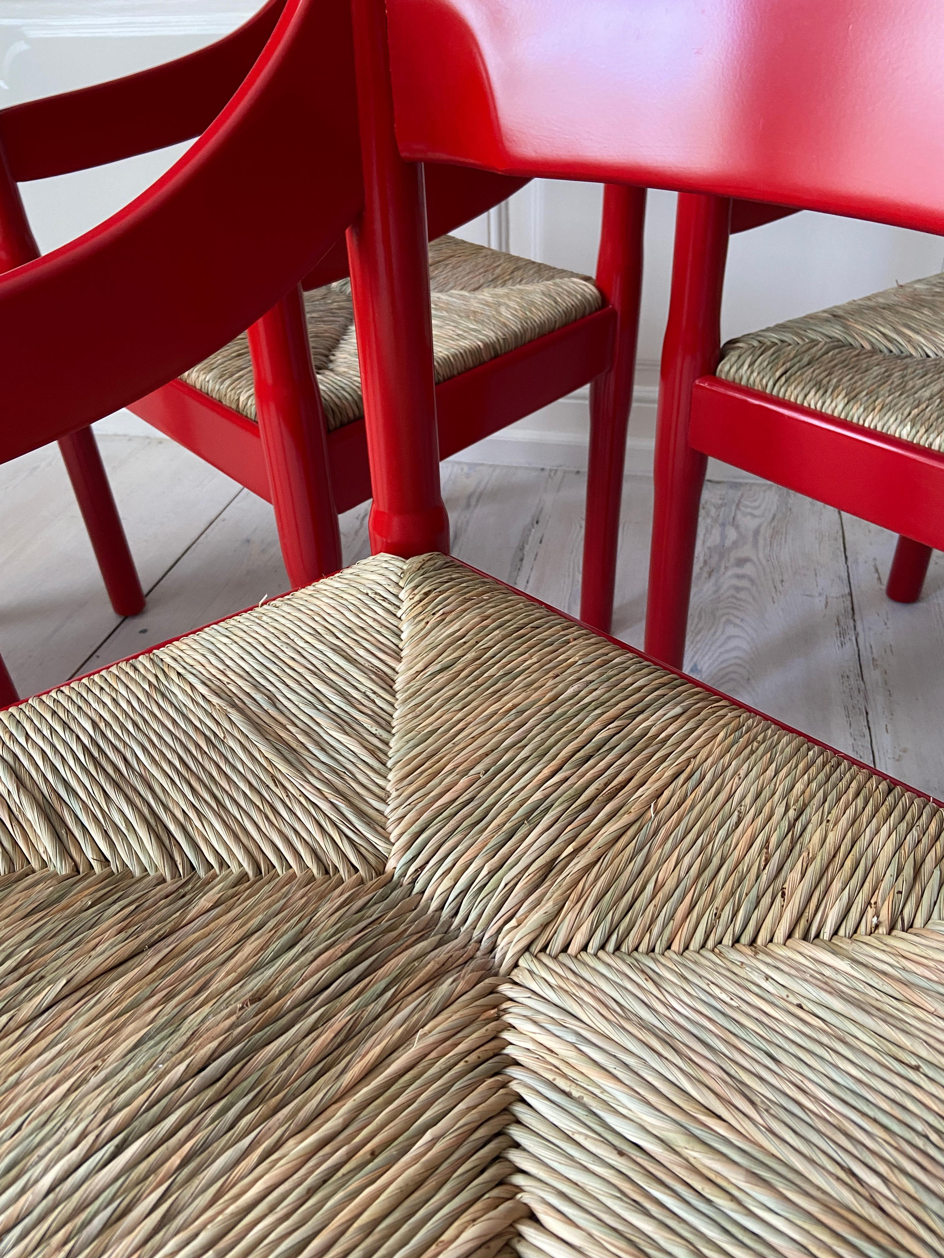 Mid-20th Century Vintage Vico Magistretti Carimate Dining Chairs in Red Painted Wood, Italy, 1959