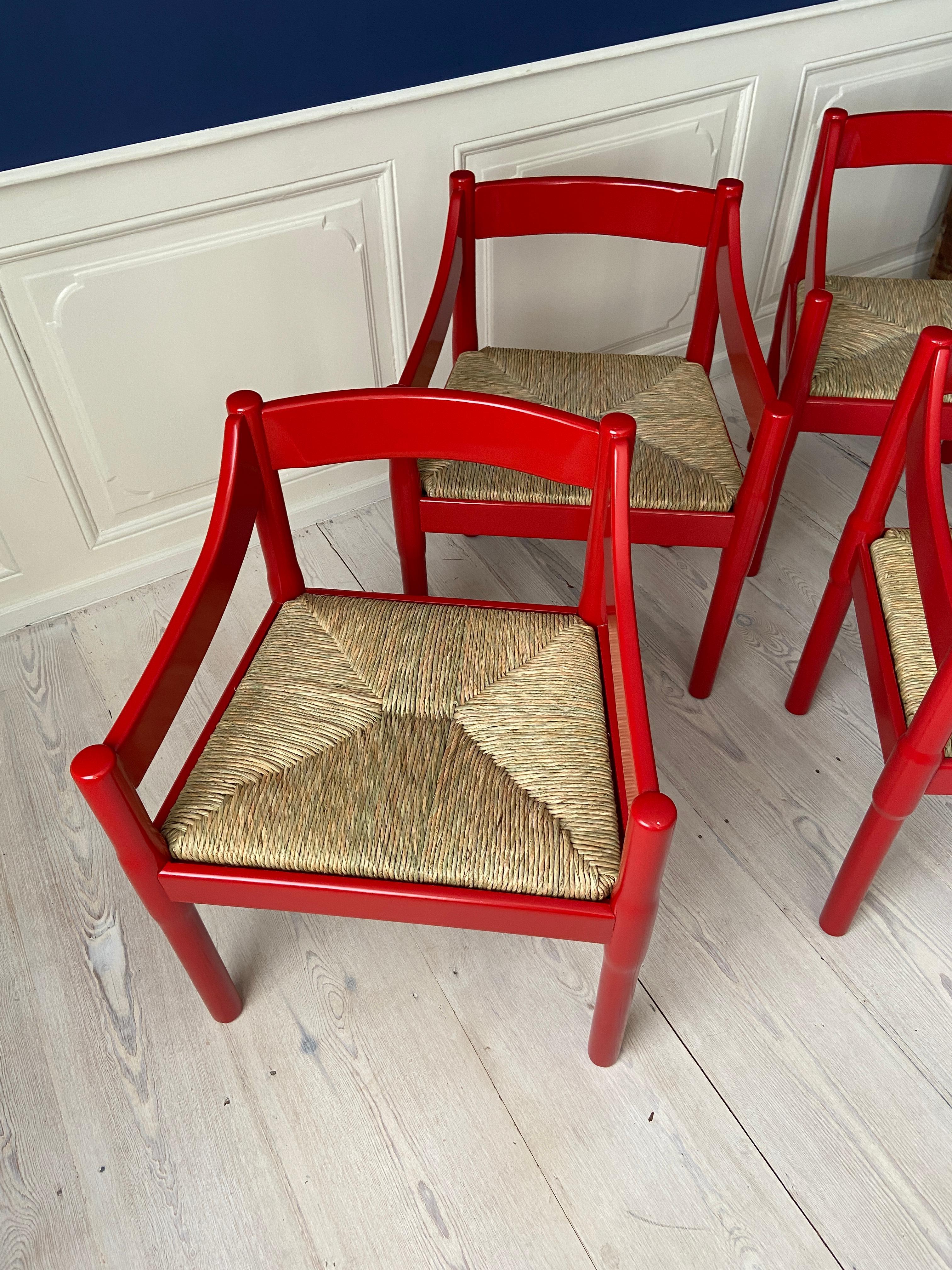 Vintage Vico Magistretti Carimate Dining Chairs in Red Painted Wood, Italy, 1959 3