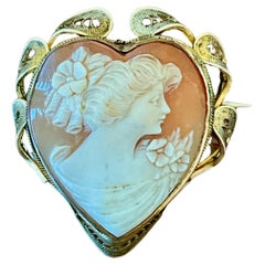 Vintage Victorian 12k Carved Shell Cameo Heart Brooch