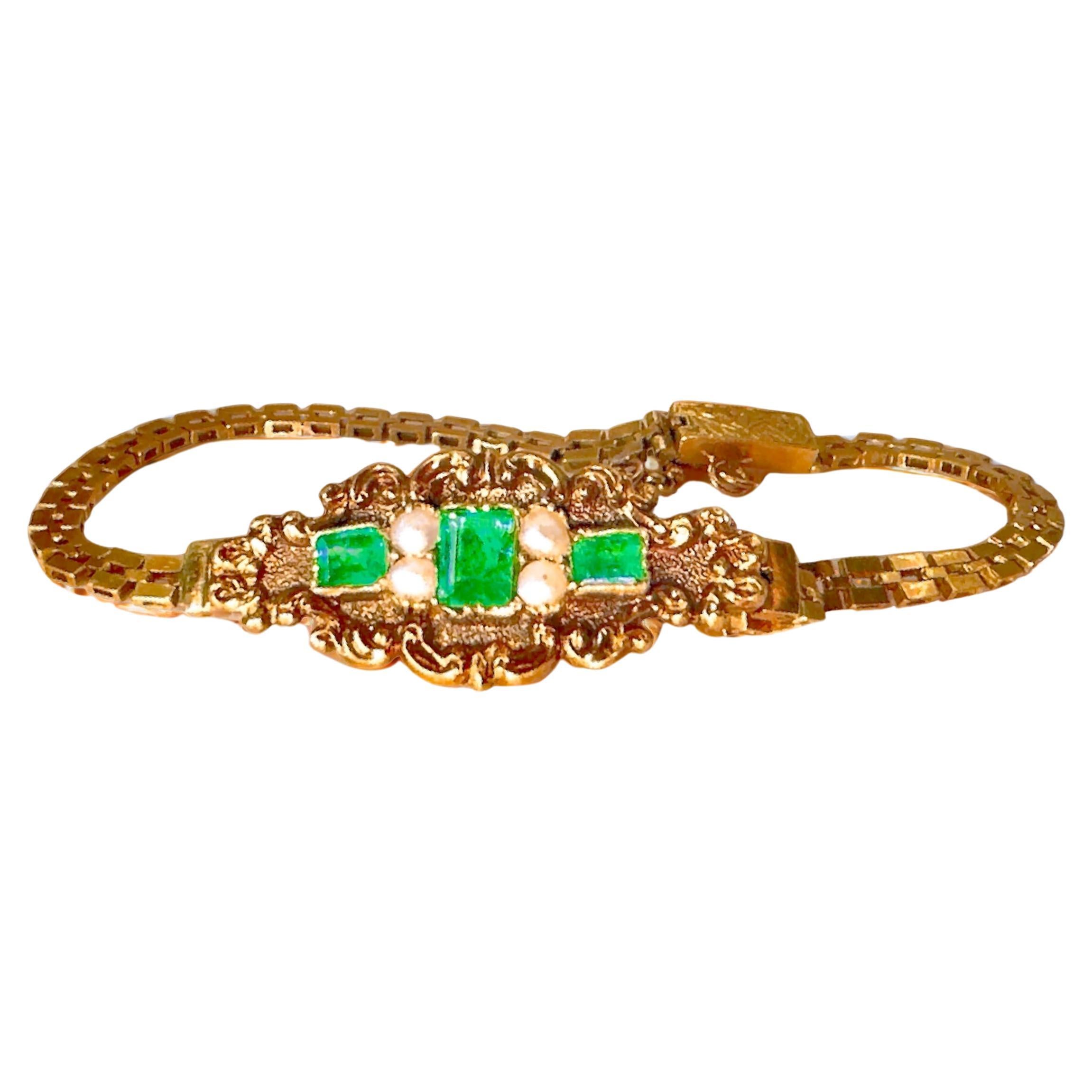 Rare Vintage Victorian Emerald Bracelet 18K Yellow Gold For Sale