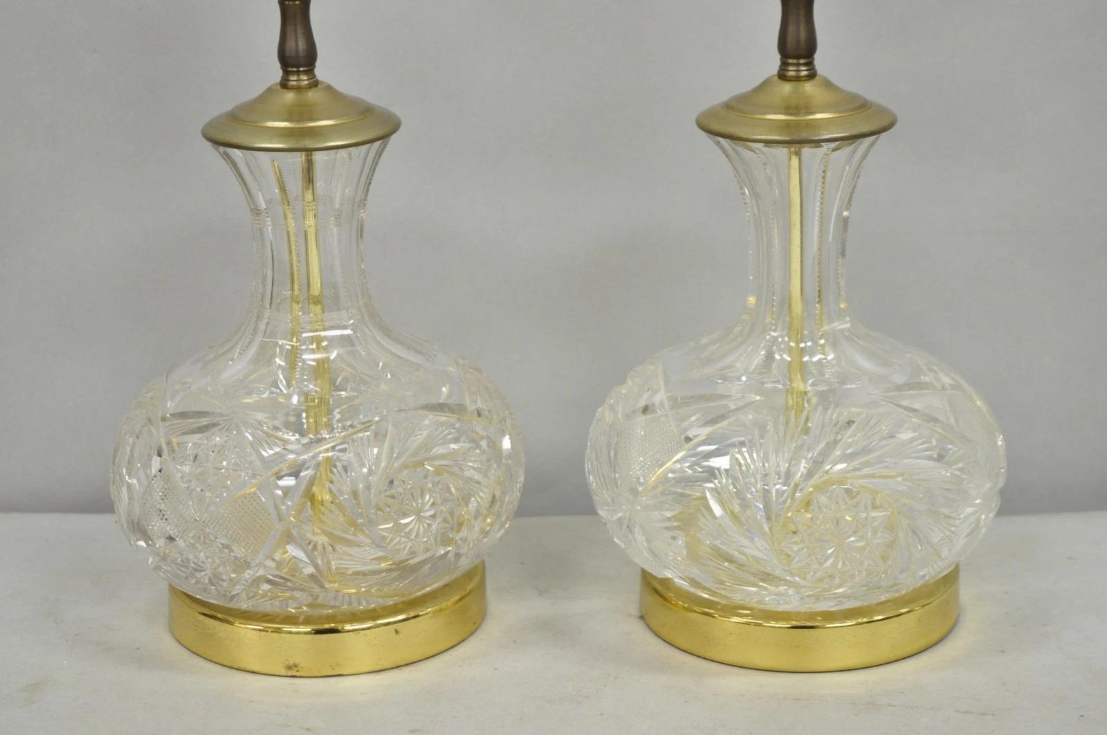 Vintage Victorian Cut Crystal Bleiglas kleine Glühbirne Tischlampen - ein Paar (Viktorianisch) im Angebot
