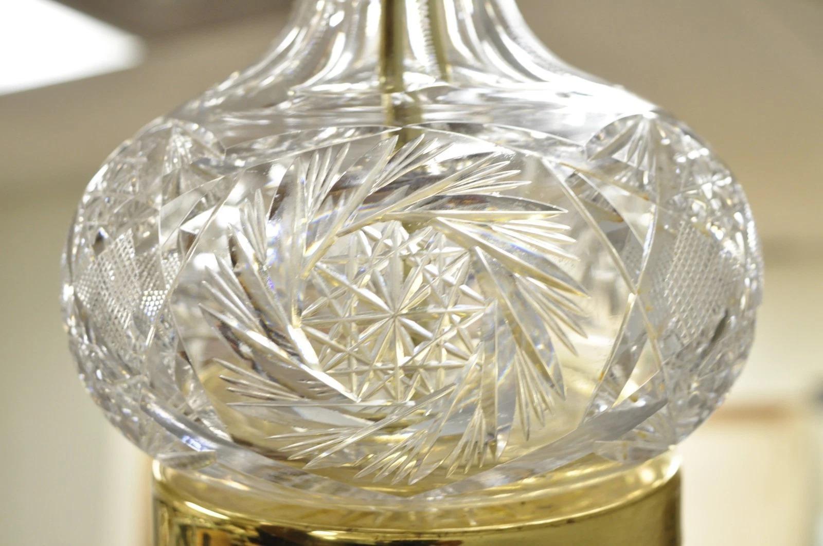 Vintage Victorian Cut Crystal Bleiglas kleine Glühbirne Tischlampen - ein Paar im Zustand „Gut“ im Angebot in Philadelphia, PA