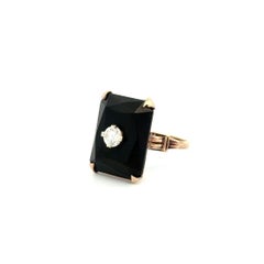 Vintage Victorian Diamond on Oval Onyx Slab Gold Ring