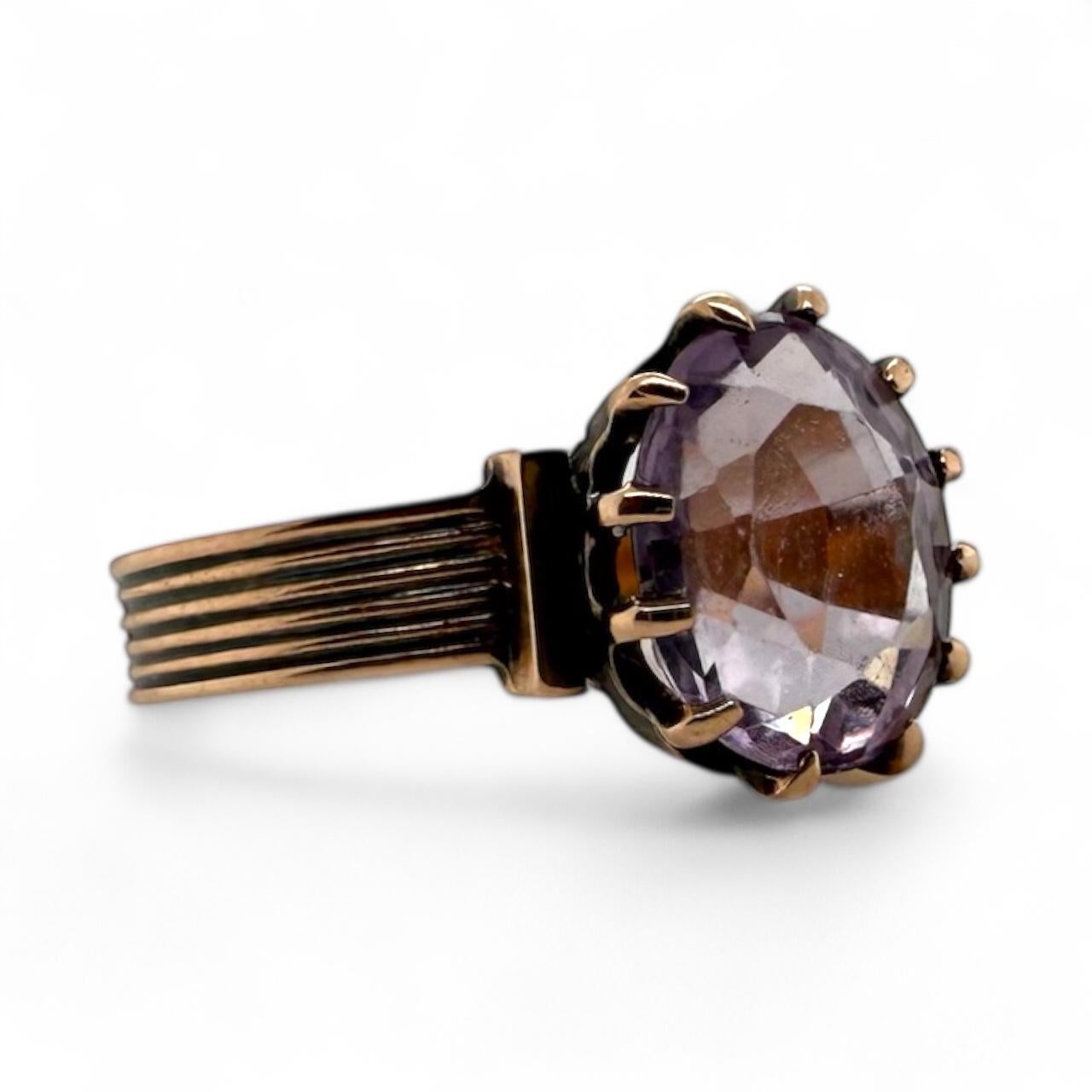 Anello d'epoca vittoriana in oro rosa con ametista in vendita 1