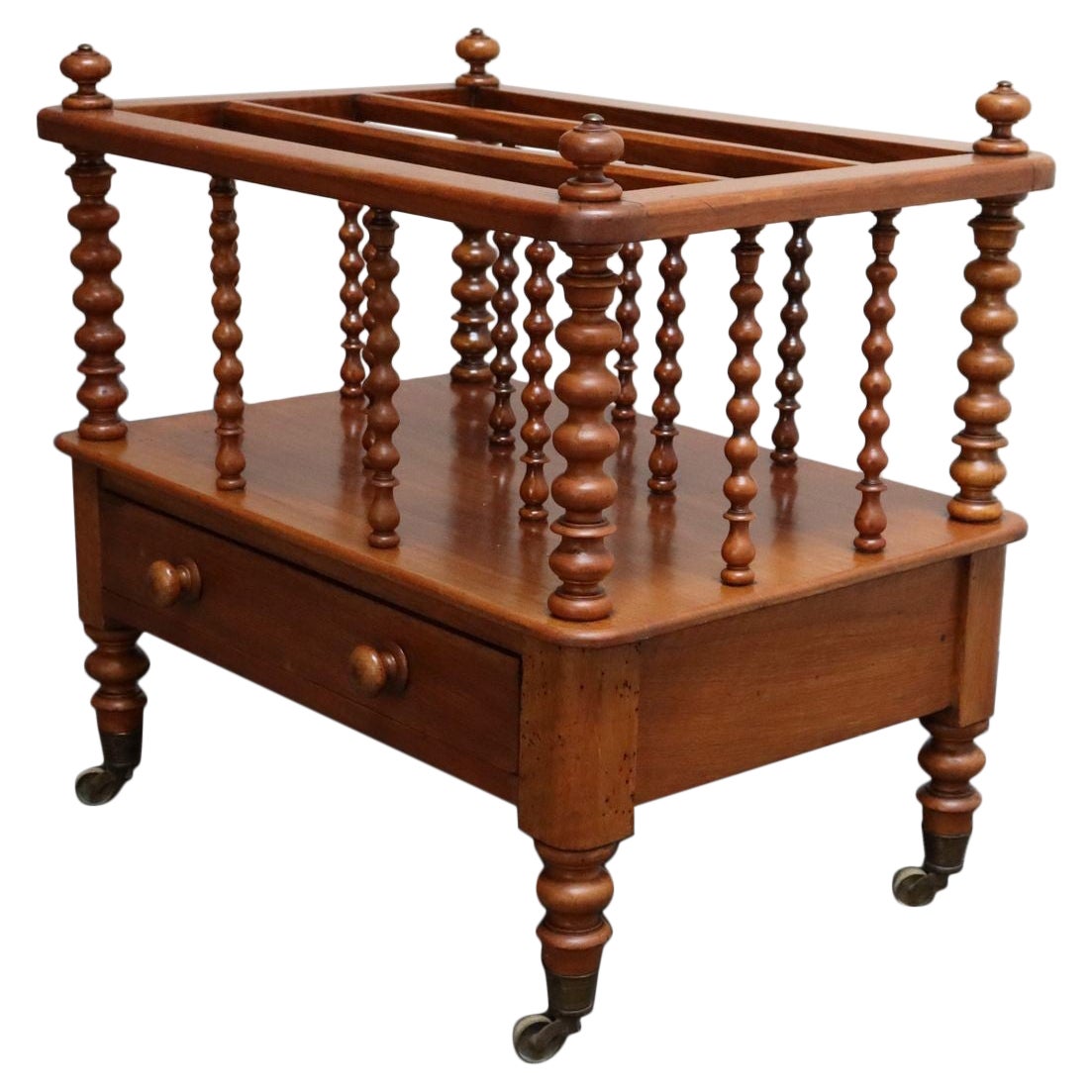 Vintage By, portariviste Canterbury in noce figurato su rotelle con cassetto