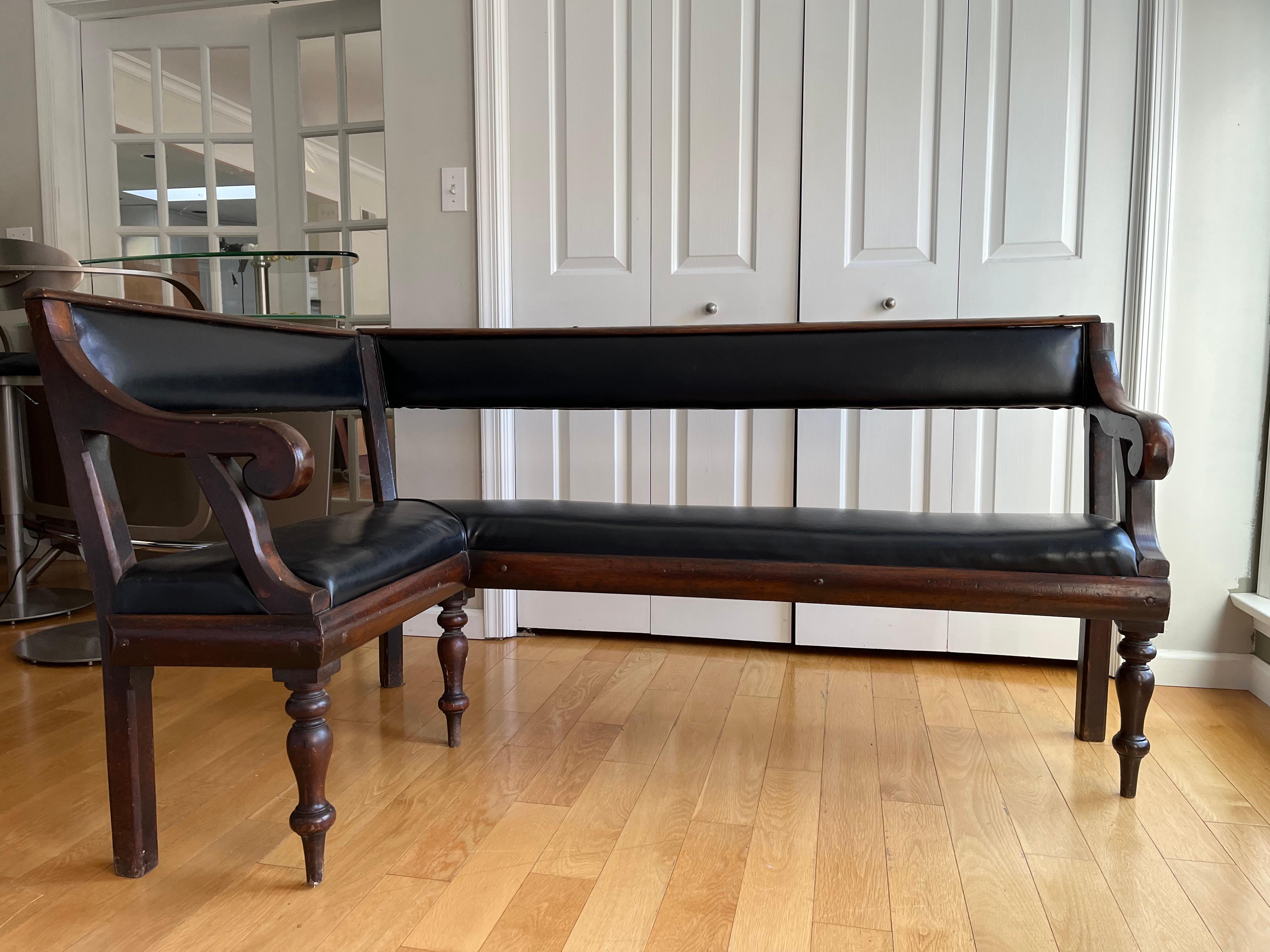 Vintage Leather Banquette/Bench, Early 1900s In Good Condition In Southampton, NJ