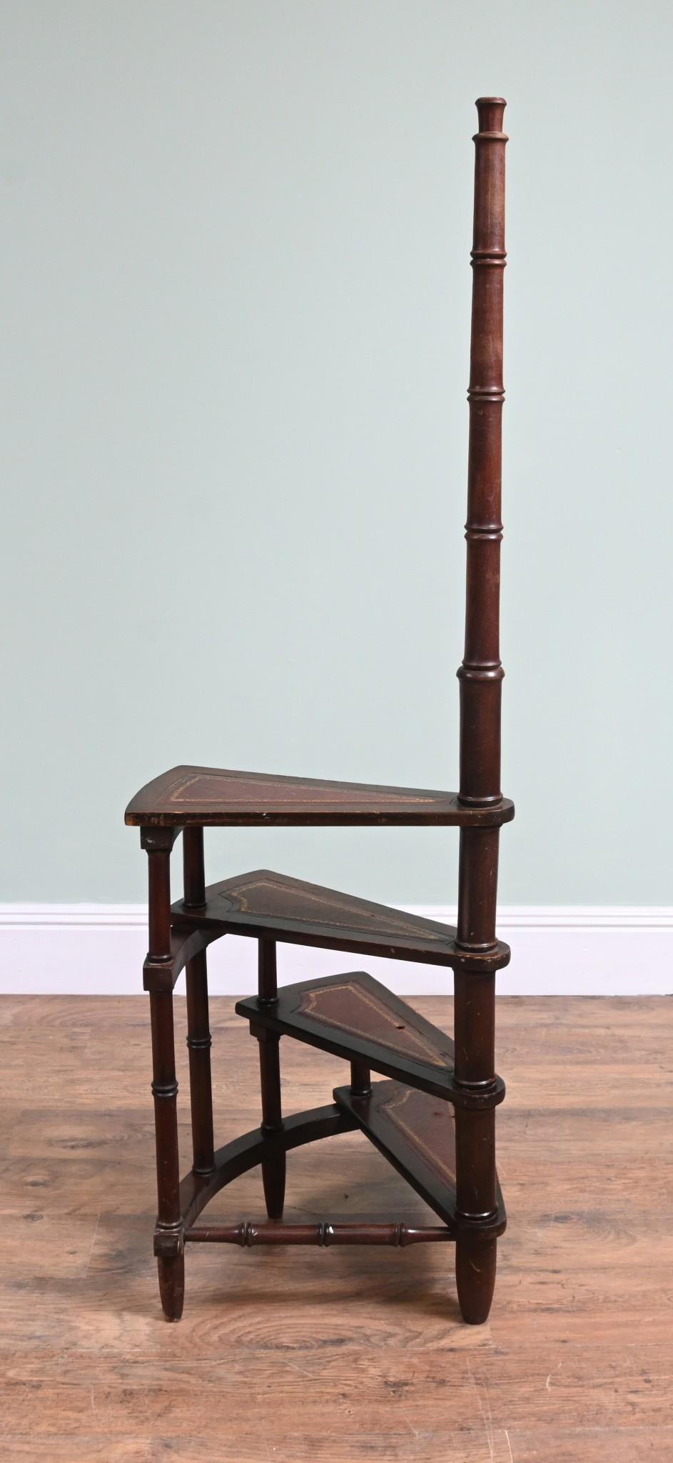 Vintage Victorian Library Steps Mahogany In Good Condition In Potters Bar, GB