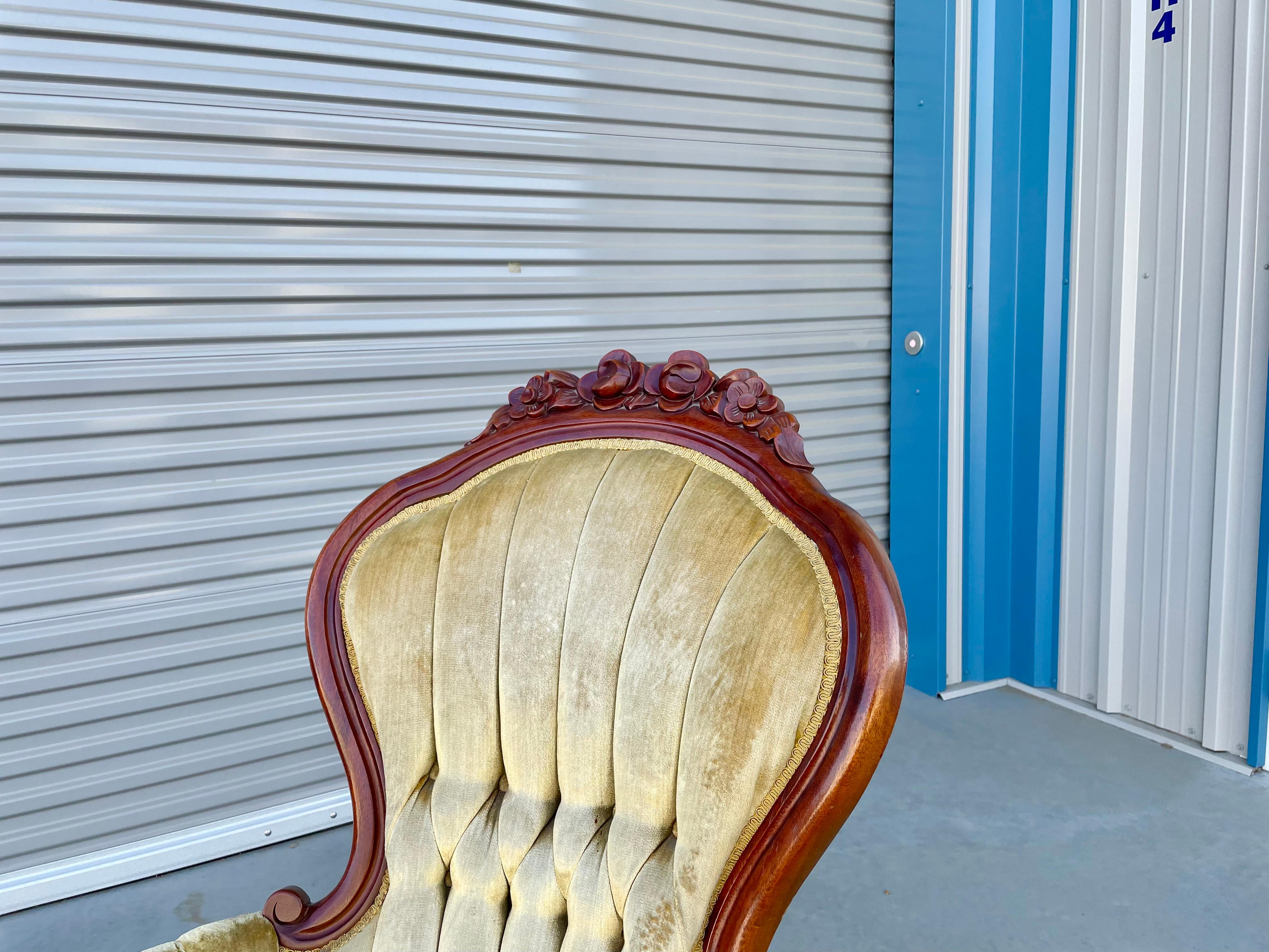 Vintage Victorian Lounge Chairs Styled After Kimball In Good Condition In North Hollywood, CA