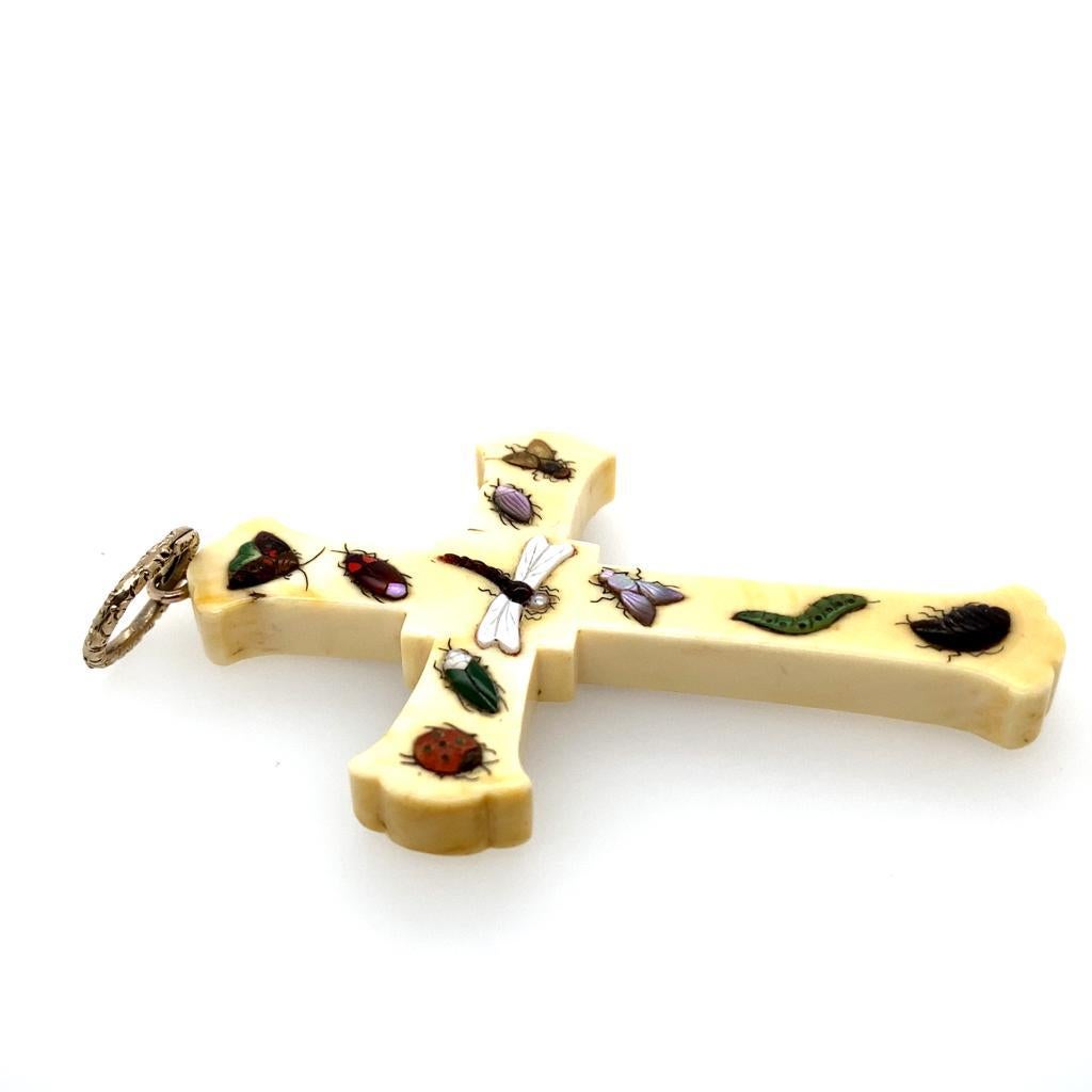 Viktorianischer Perlmutt-Kreuz-Anhänger im Vintage-Stil, um 1910 4