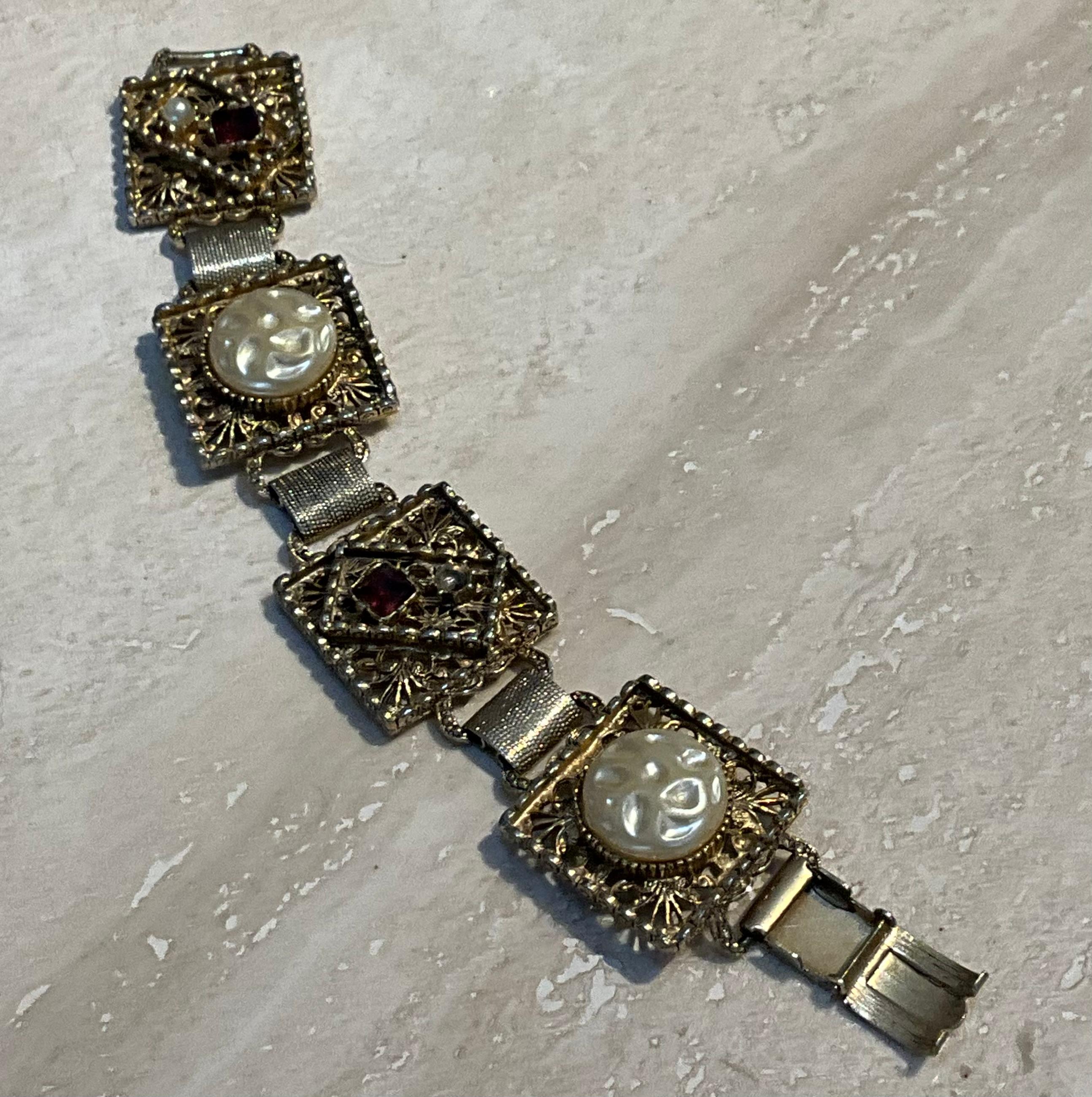 Vintage Victorian Ornate Bracelet For Sale 2