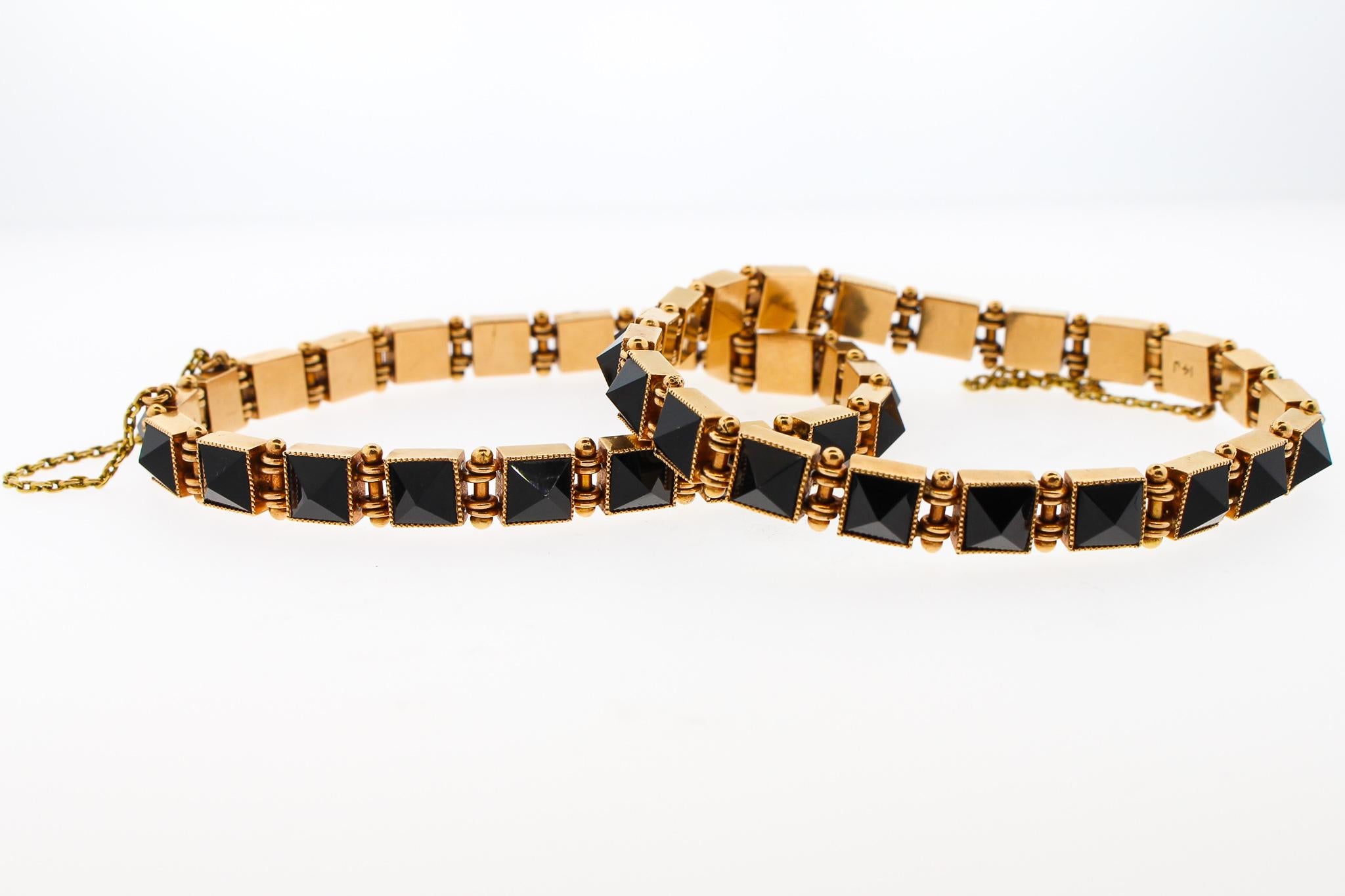Vintage Victorian Pair of Pyramidal Onyx 14 Karat Gold Bracelets 1