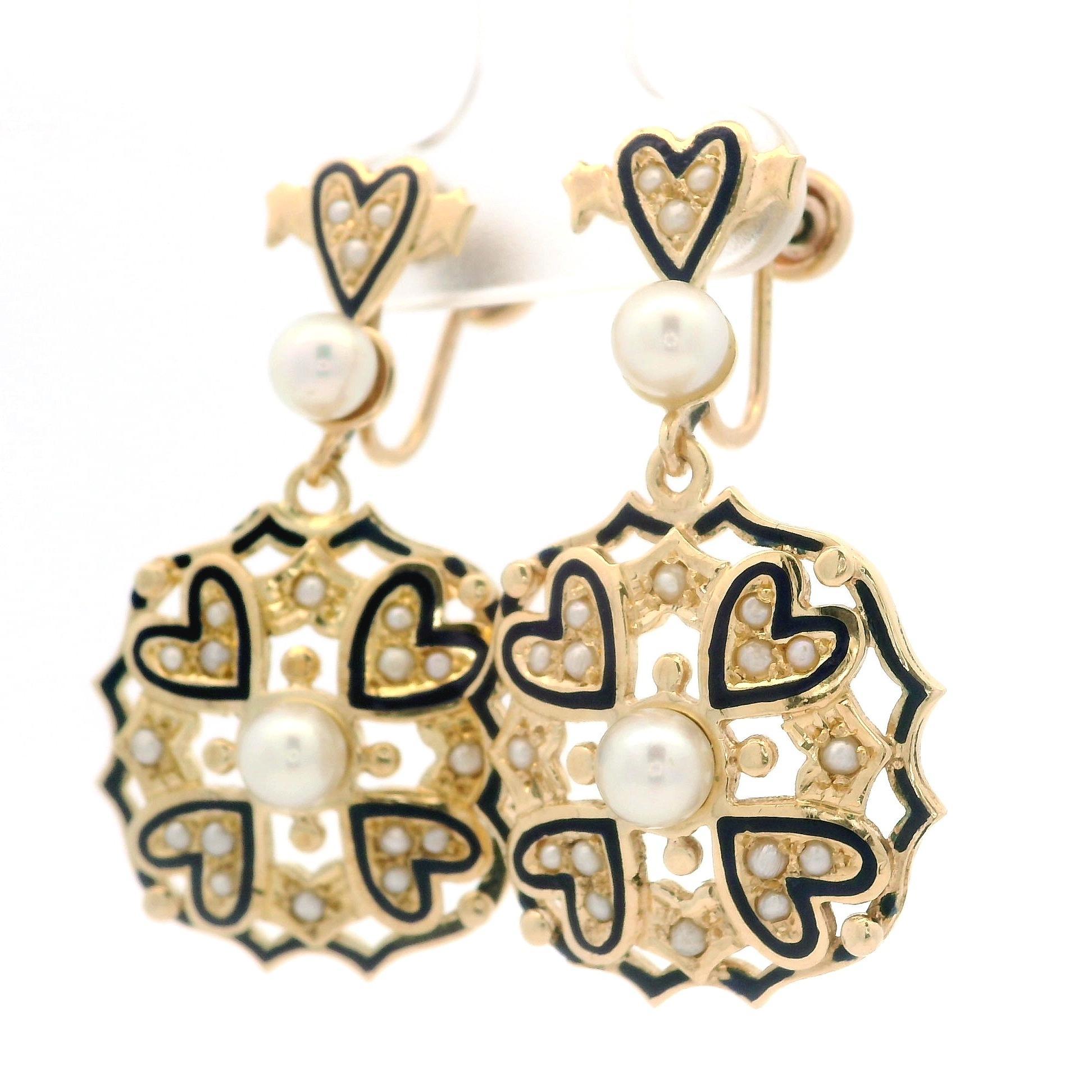 Pendientes de rosca vintage de oro macizo con perla y esmalte azul en Bueno estado para la venta en Montclair, NJ