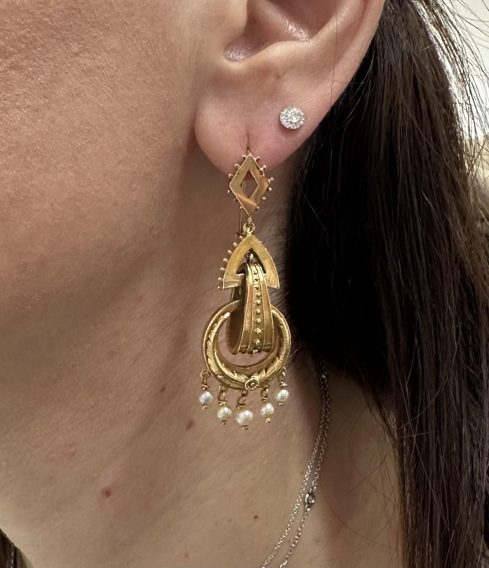 Round Cut Vintage Victorian Revival Yellow Gold Pearl Wreath Beaded Dangle Drop Earring For Sale