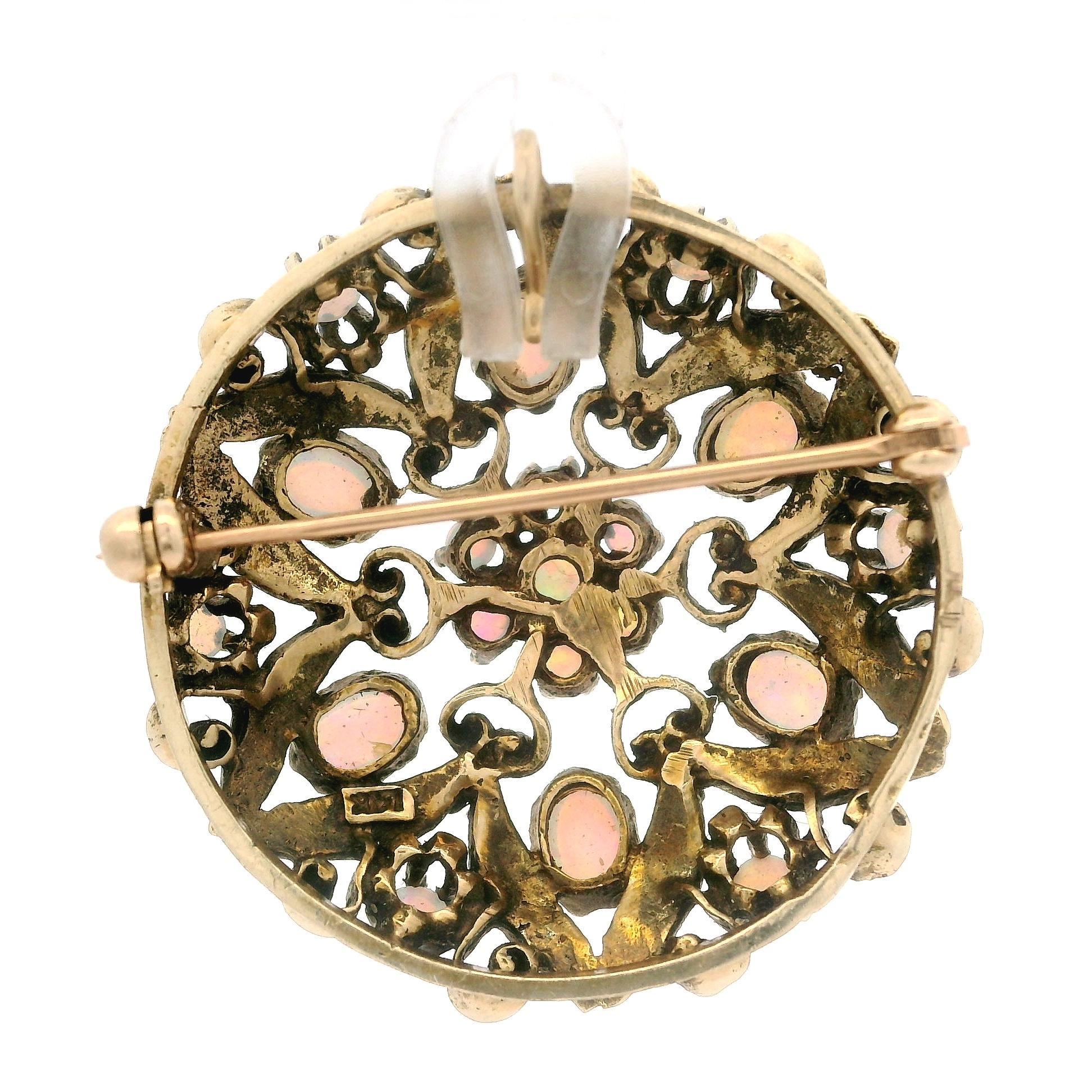 Vintage Victorian Revival Yellow Gold Round Oval Cabochon Opal Round Pin Brooch In Excellent Condition For Sale In Montclair, NJ