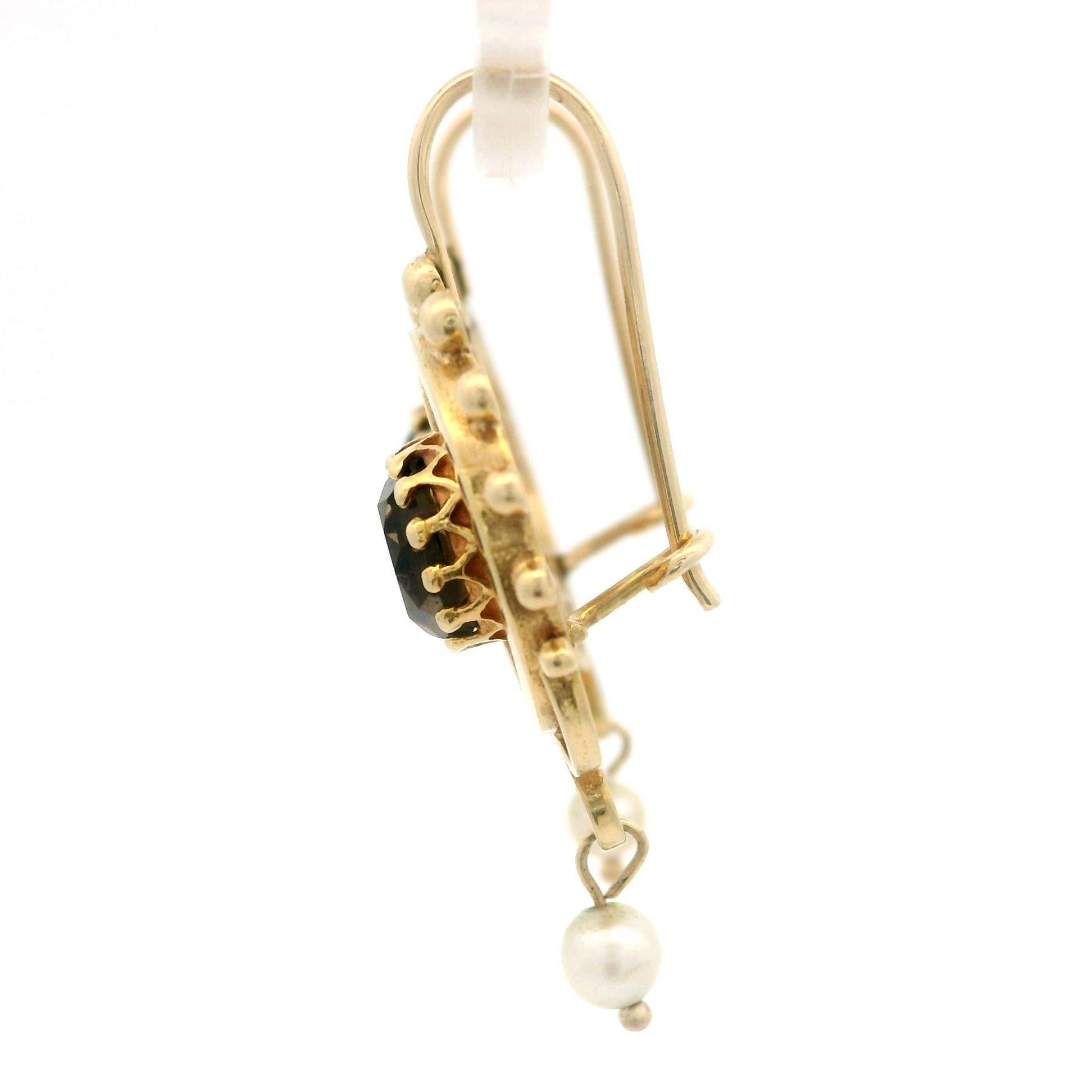 --Stone(s):--
(2) Natural Genuine Smoky Quartz - Old Round Cut - Multi Prong Set - Brown Color - 6.1mm (approx.)
(2) Genuine Cultured Pearl - Round Shape - White Color - 3.7mm each (approx.)

Material: 14k Solid Yellow Gold
Weight: 5.88