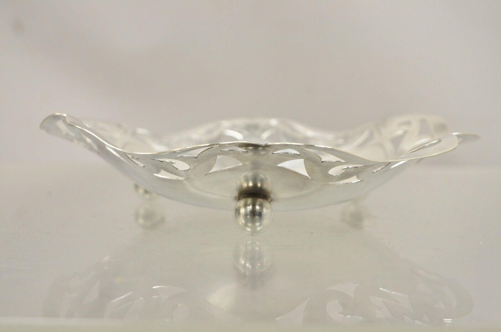 Vintage Victorian Scalloped Pierced Gallery Silver Plated Candy Trinket Dish For Sale 5