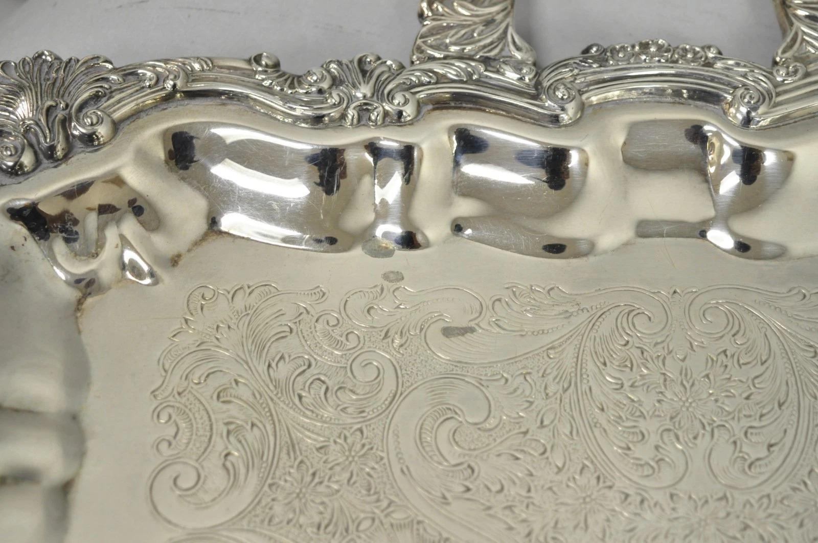 XX secolo Vassoio da bar d'epoca vittoriano placcato in argento a due manici rettangolari con piedini in vendita