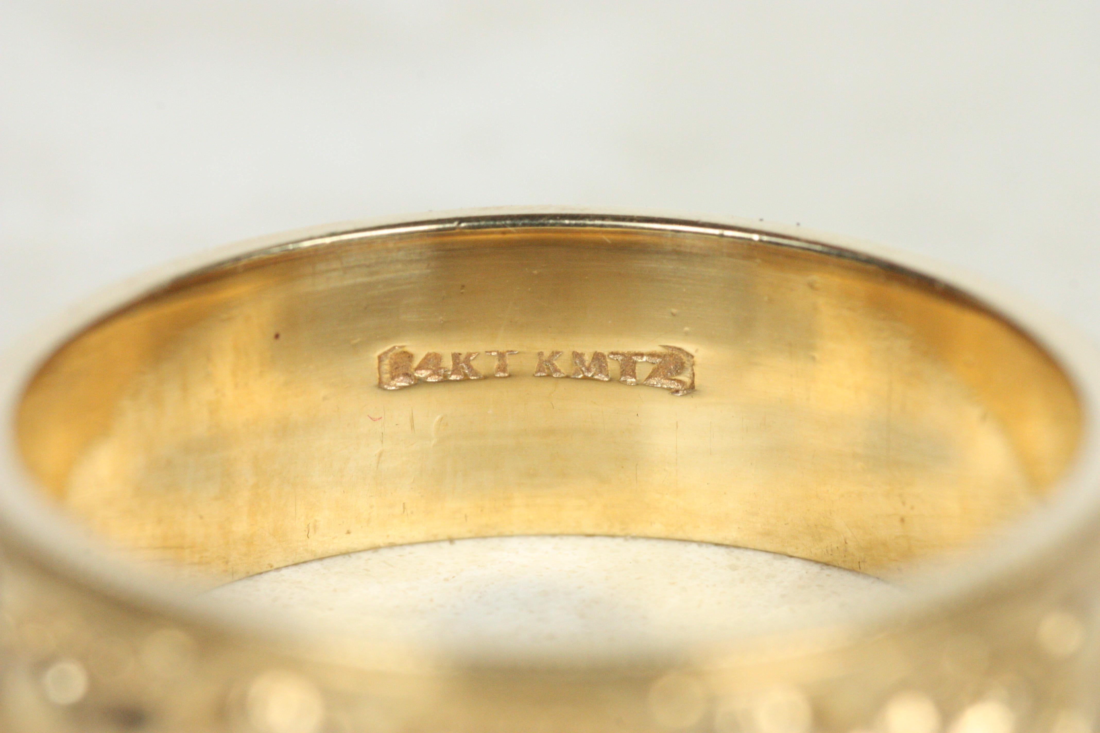 Anneau de mariage vintage de style victorien 7mm en or 14K, motif de feuilles avec grain de mil... en vente 4