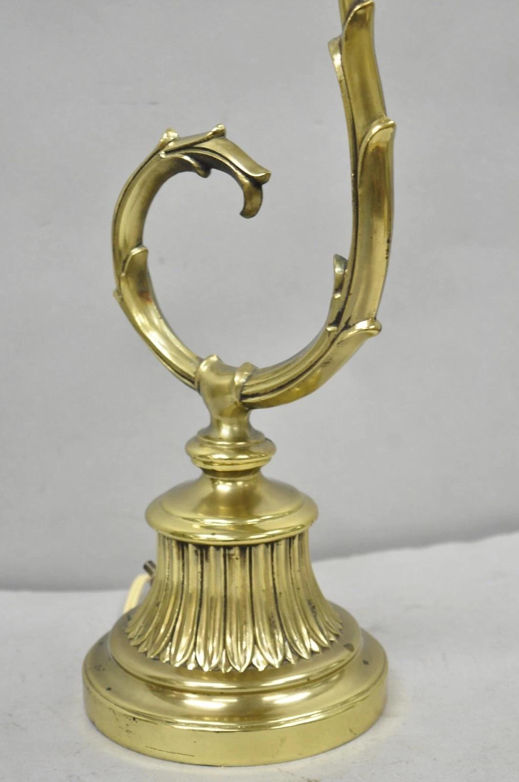 Vintage Victorian Style Brass Acanthus Scrolling Bankers Desk Table Lamp For Sale 10
