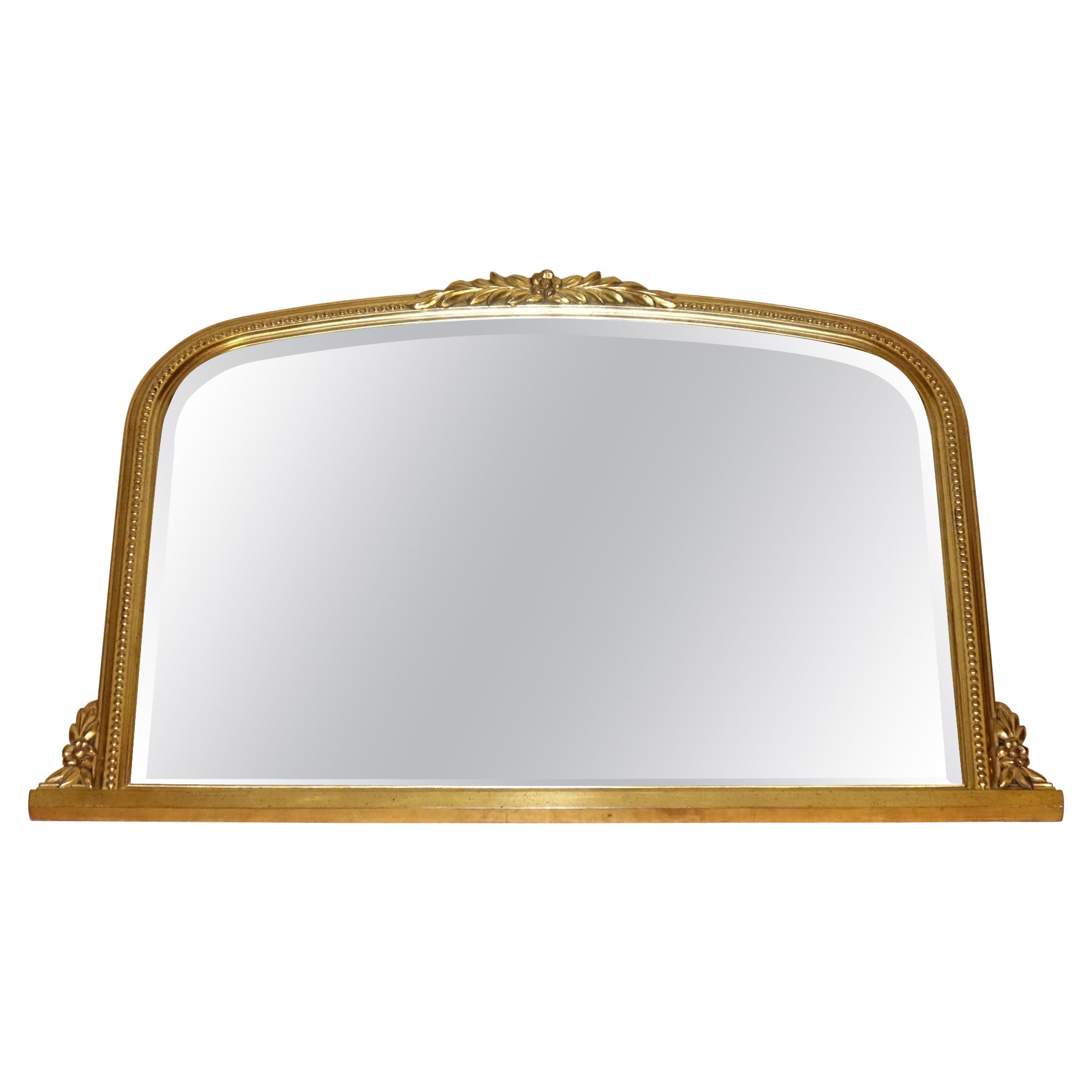 Miroir mural surmoulé doré d
époque victorienne en vente