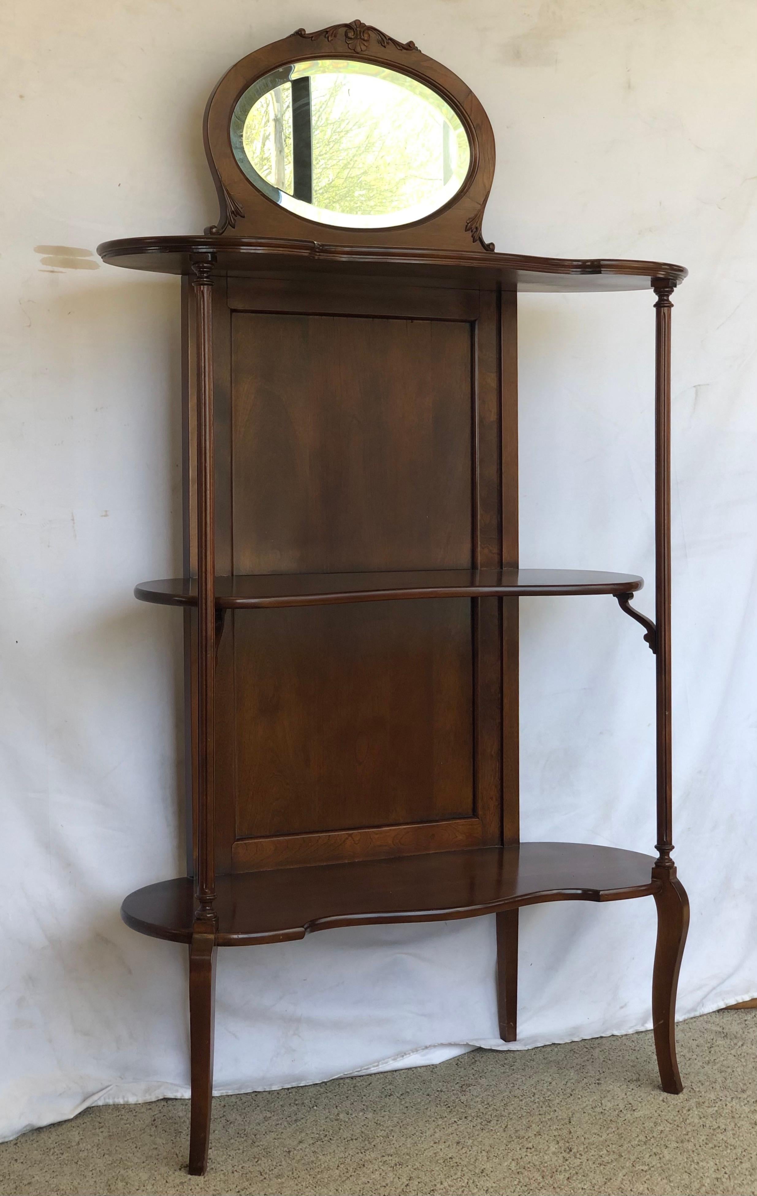 Vintage Victorian Style Mahogany Bookcase or Entryway Storage Stand In Good Condition For Sale In Seattle, WA