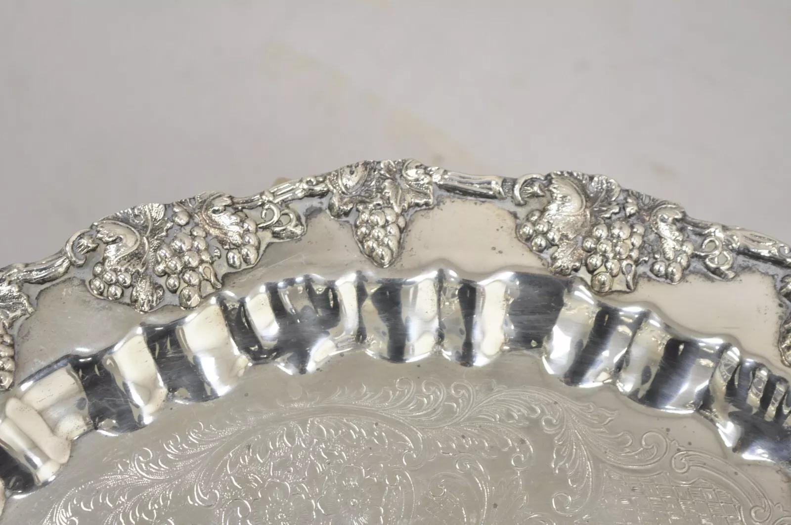 Vintage Victorian Style Silver Plated Grapevine Punch Bowl Set 12 Cups - 15 pcs In Good Condition In Philadelphia, PA