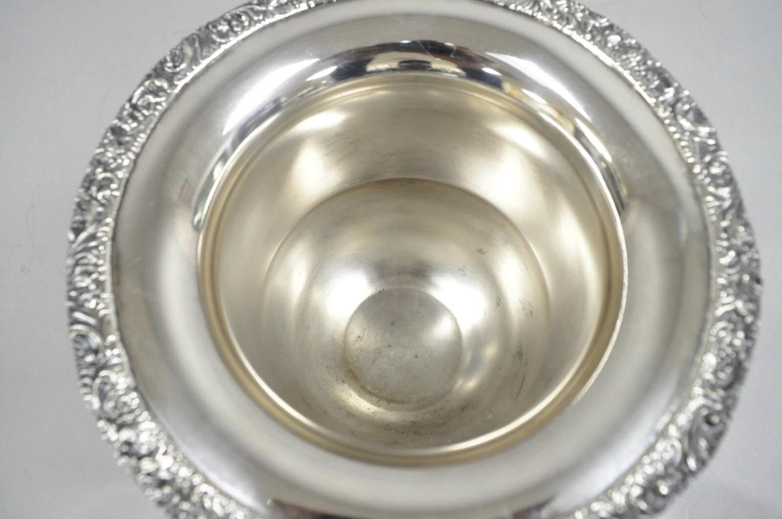 Plaqué argent Seau à glace et champagne de style victorien vintage en métal argenté en vente