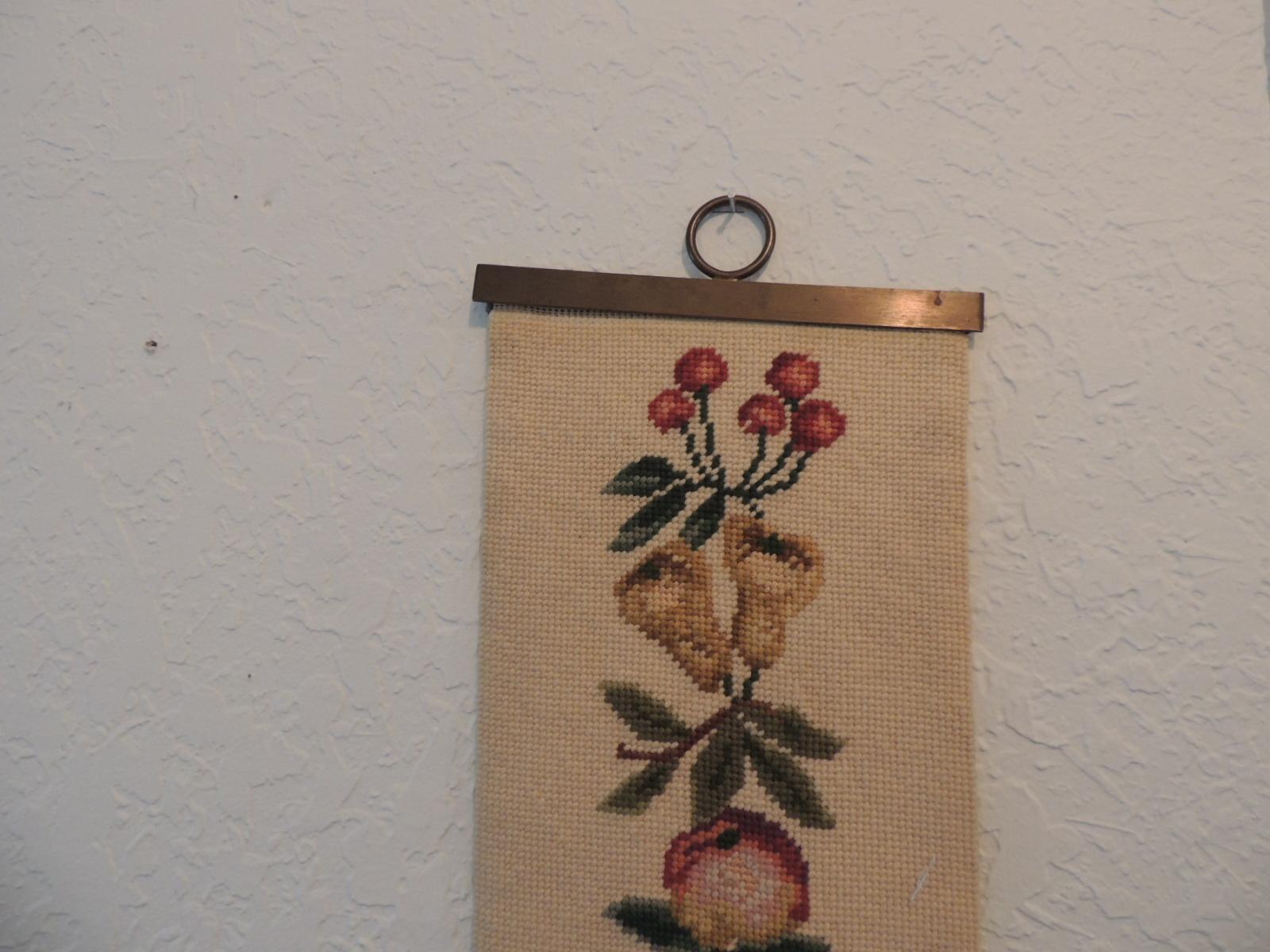 Vintage Victorian style tapestry bell pull with brass fitting.
Depicting flowers and fruits.
Size: 7