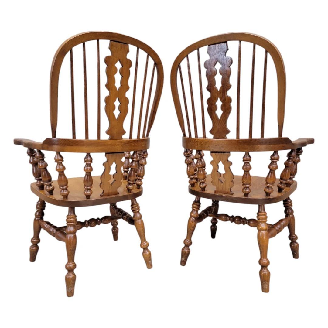 Chaises de salle à manger Windsor de style victorien par Nichols & Stone - Lot de 8 en vente 2
