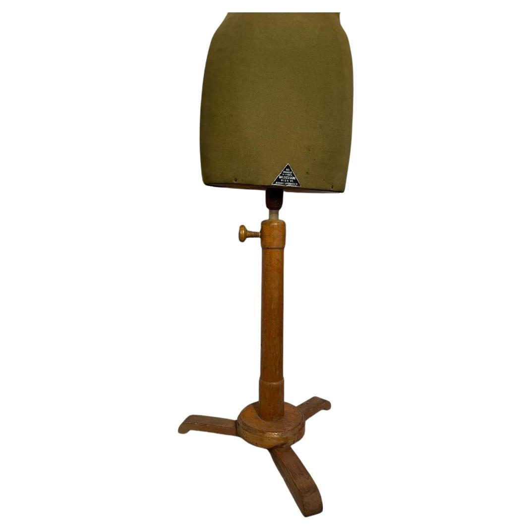 Vintage Wien Schneiderin Mannequin Puppe 1930 im Angebot 1