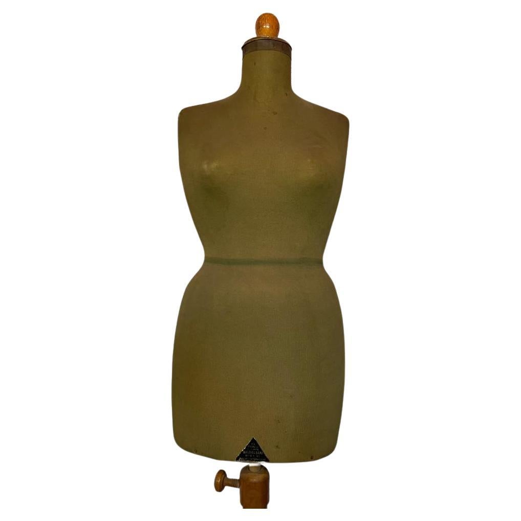 Vintage Wien Schneiderin Mannequin Puppe 1930 im Angebot 2
