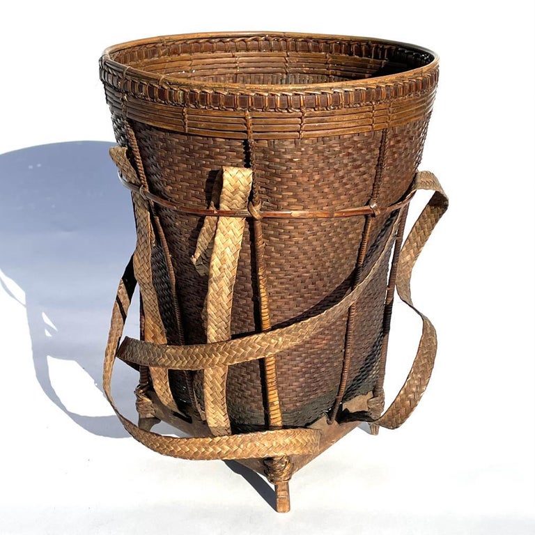 Vintage Vietnamese Backpack Basket For Sale at 1stDibs  display picture 1