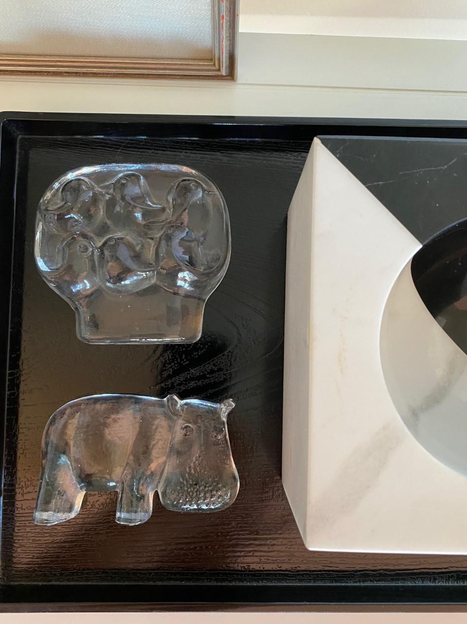 Mid-Century Modern Vintage Viking Glass Hippopotamus Figure Paperweight For Sale
