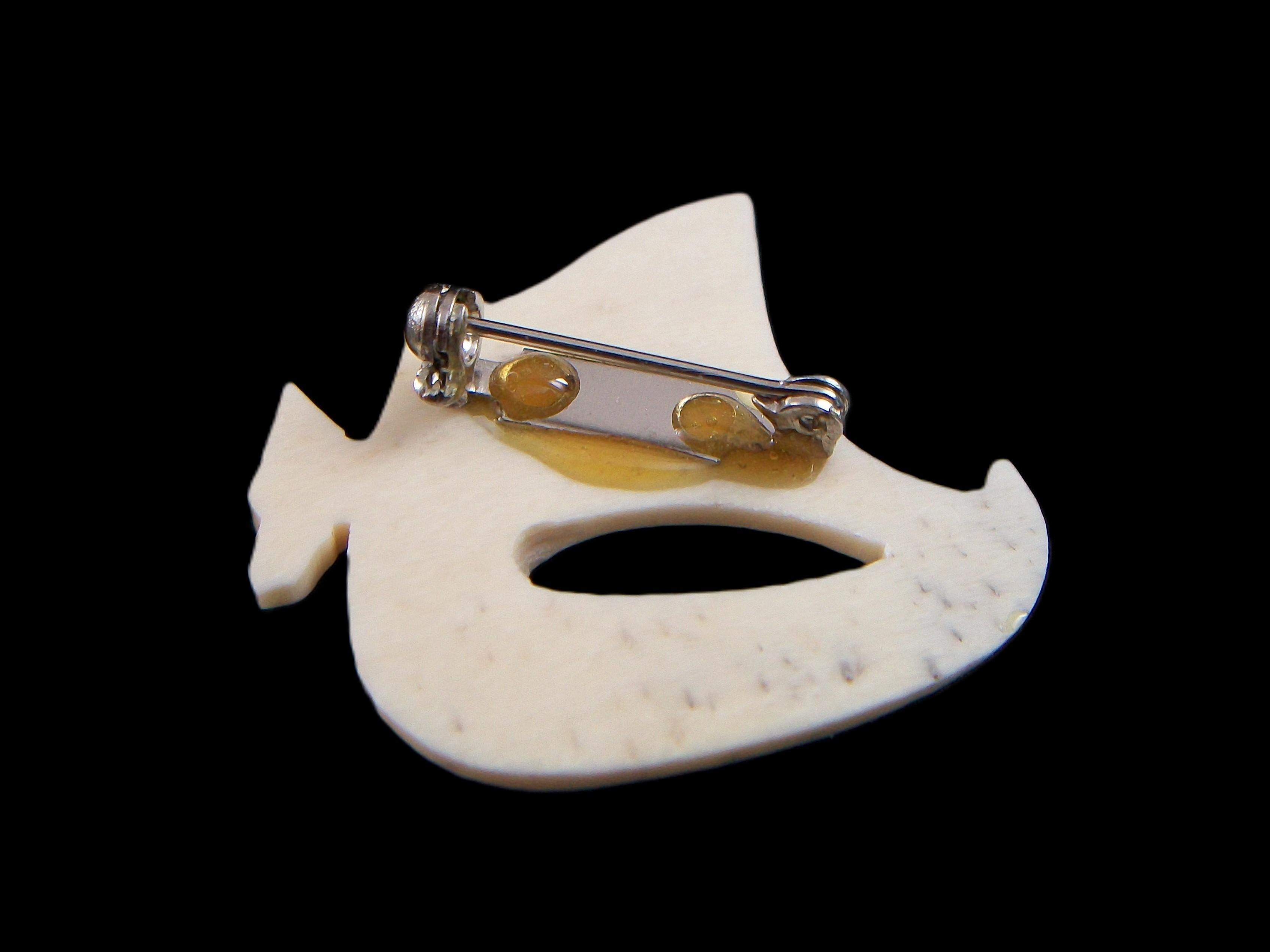 Broche Vintage Barco Vikingo - Sin firmar - Canadá - Finales Siglo XX en Bueno estado para la venta en Chatham, CA
