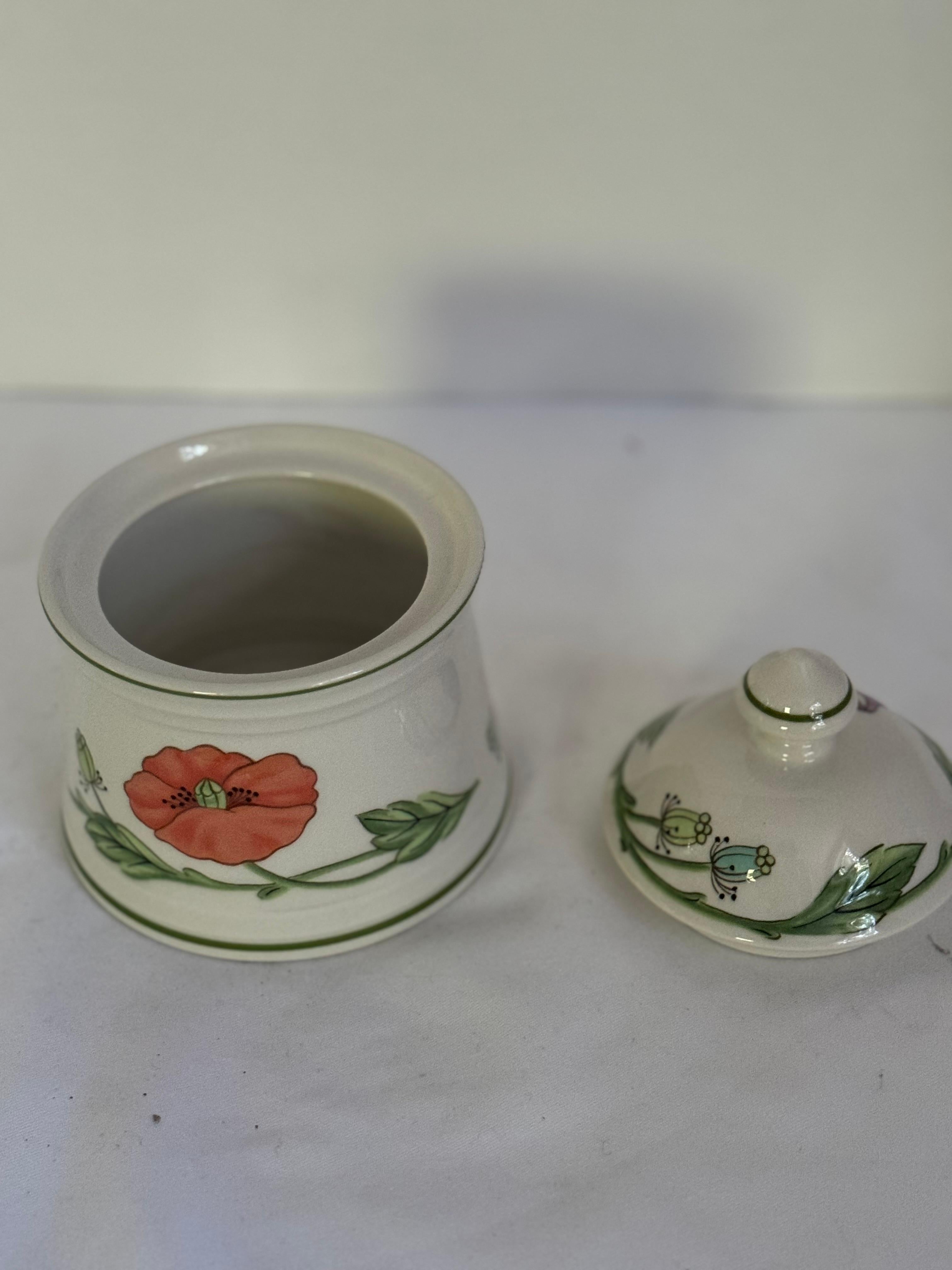 Vintage Villeroy and boch partial tea set Amapola pattern For Sale 3