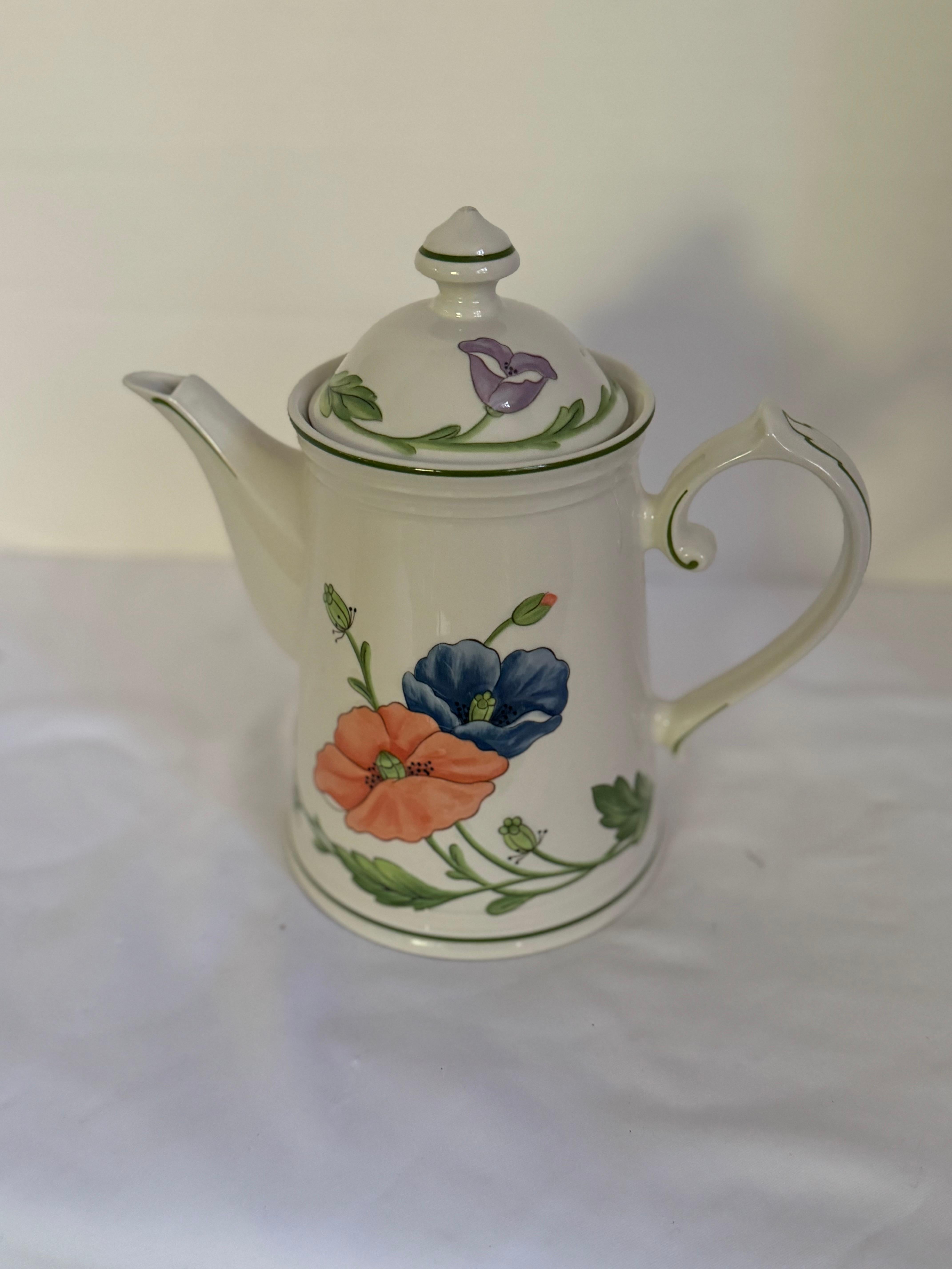 Vintage Villeroy and boch partial tea set Amapola pattern For Sale 5
