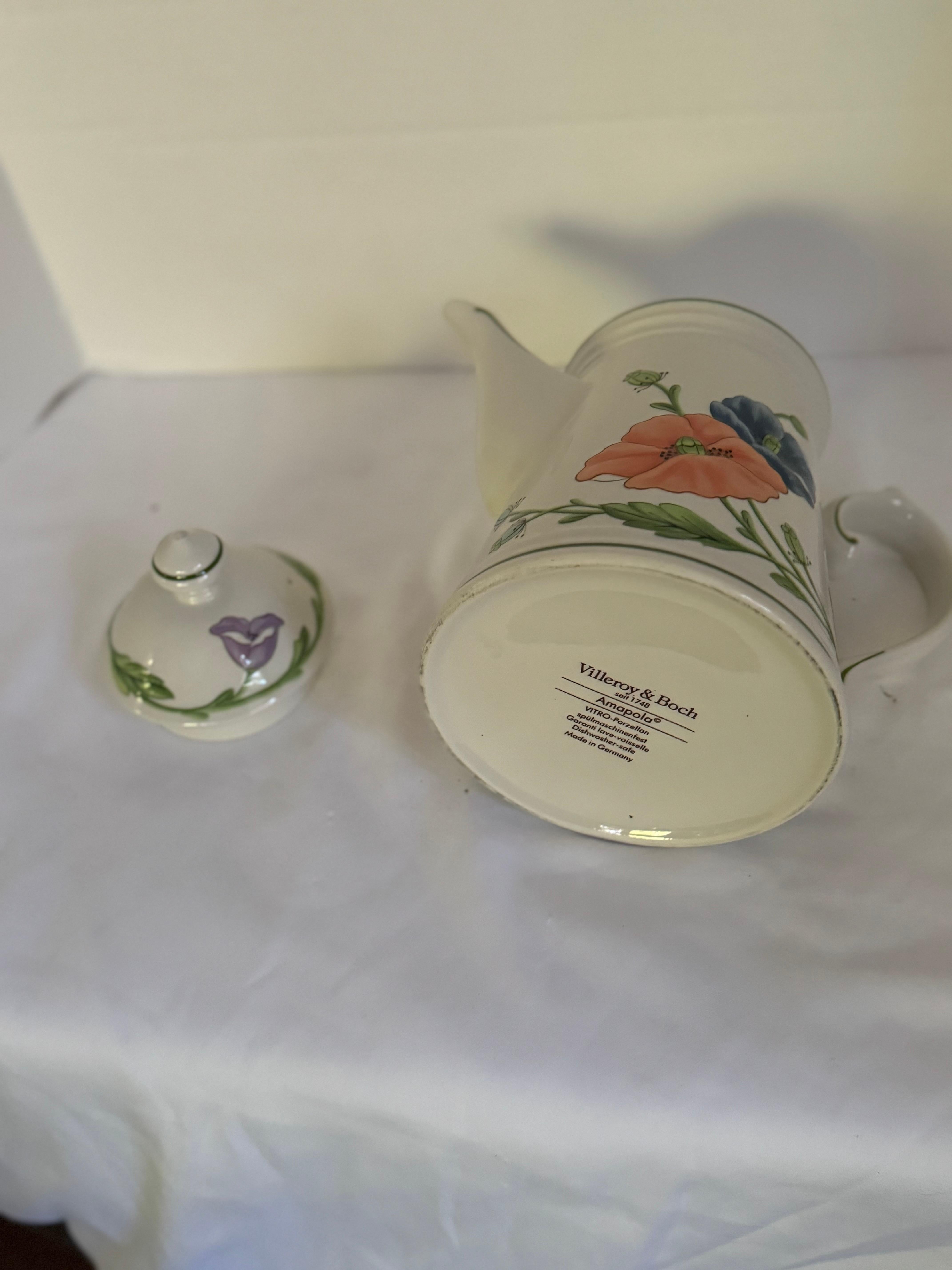 Vintage Villeroy and boch partial tea set Amapola pattern For Sale 10
