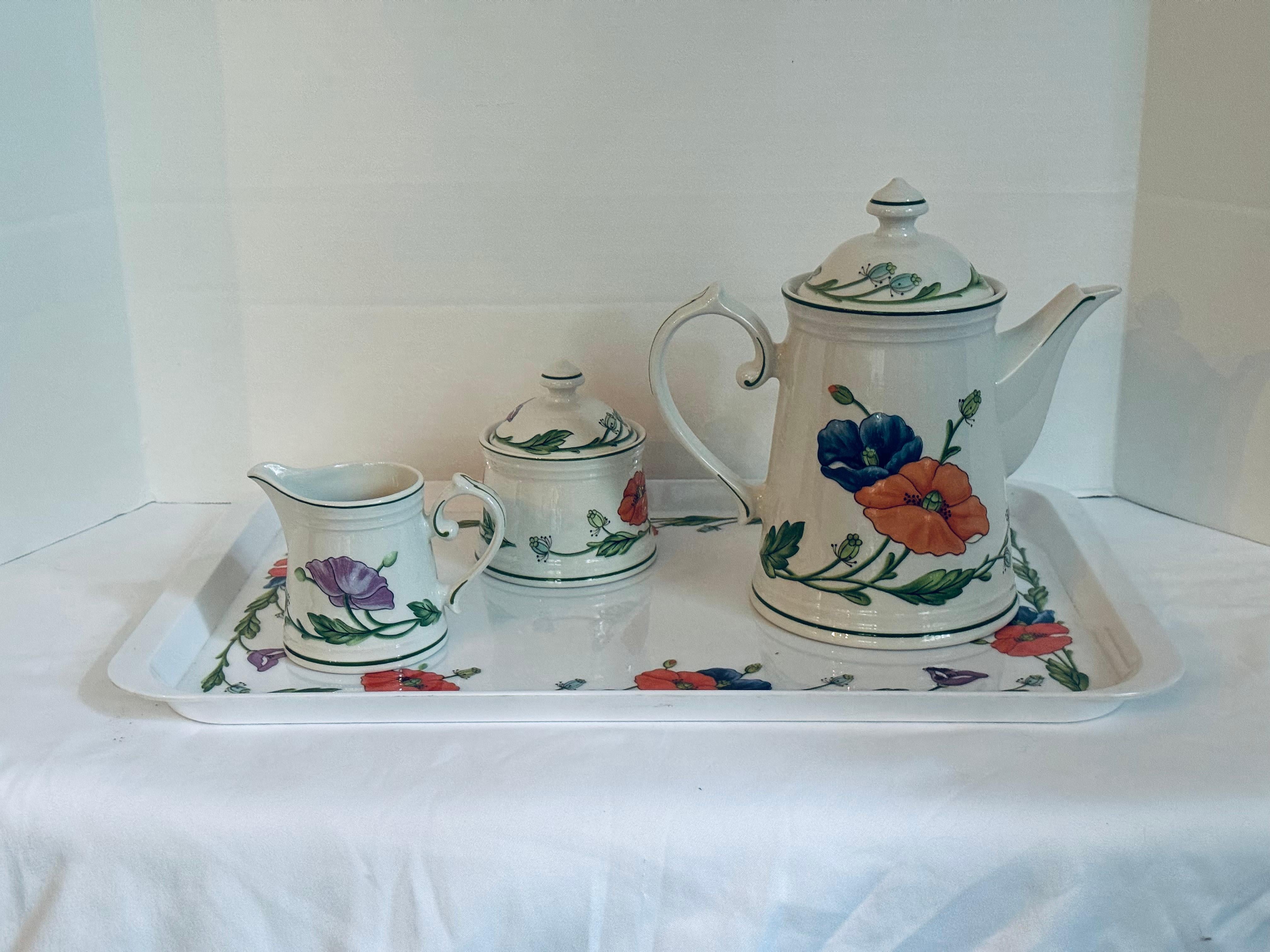 Art Deco Vintage Villeroy and boch partial tea set Amapola pattern For Sale