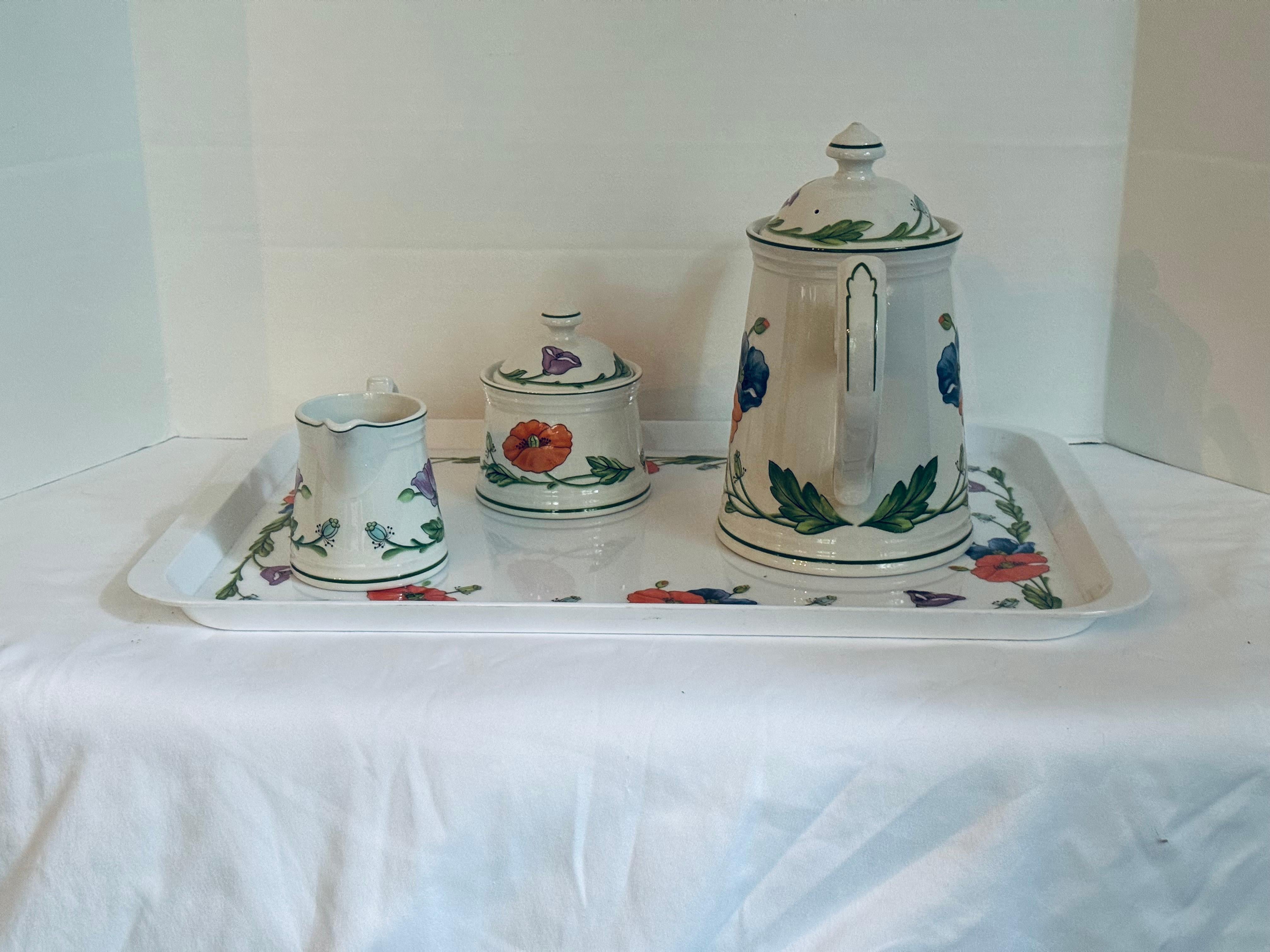German Vintage Villeroy and boch partial tea set Amapola pattern For Sale