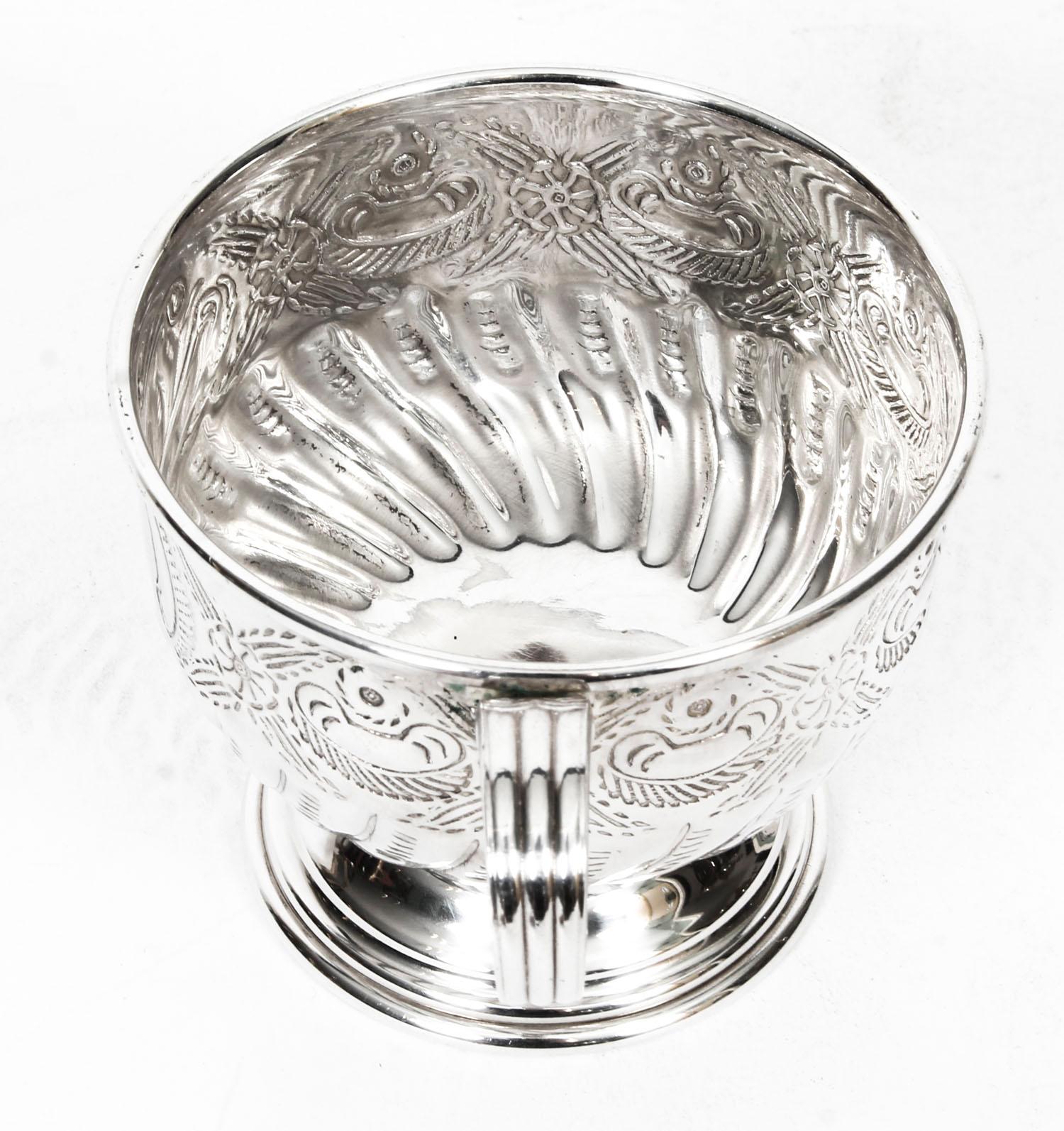 Silver Plate Vintage Viners of Sheffield Punch Bowl Set with 12 Cups, Mid-20th Century